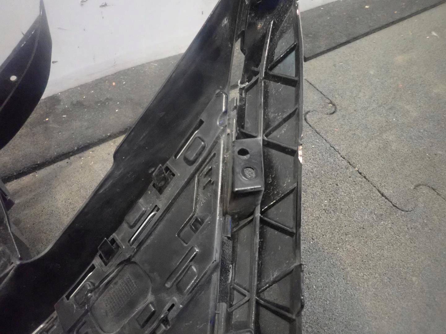 GRILL VW ARTEON LIFT 2020- 3G8853651BA LED