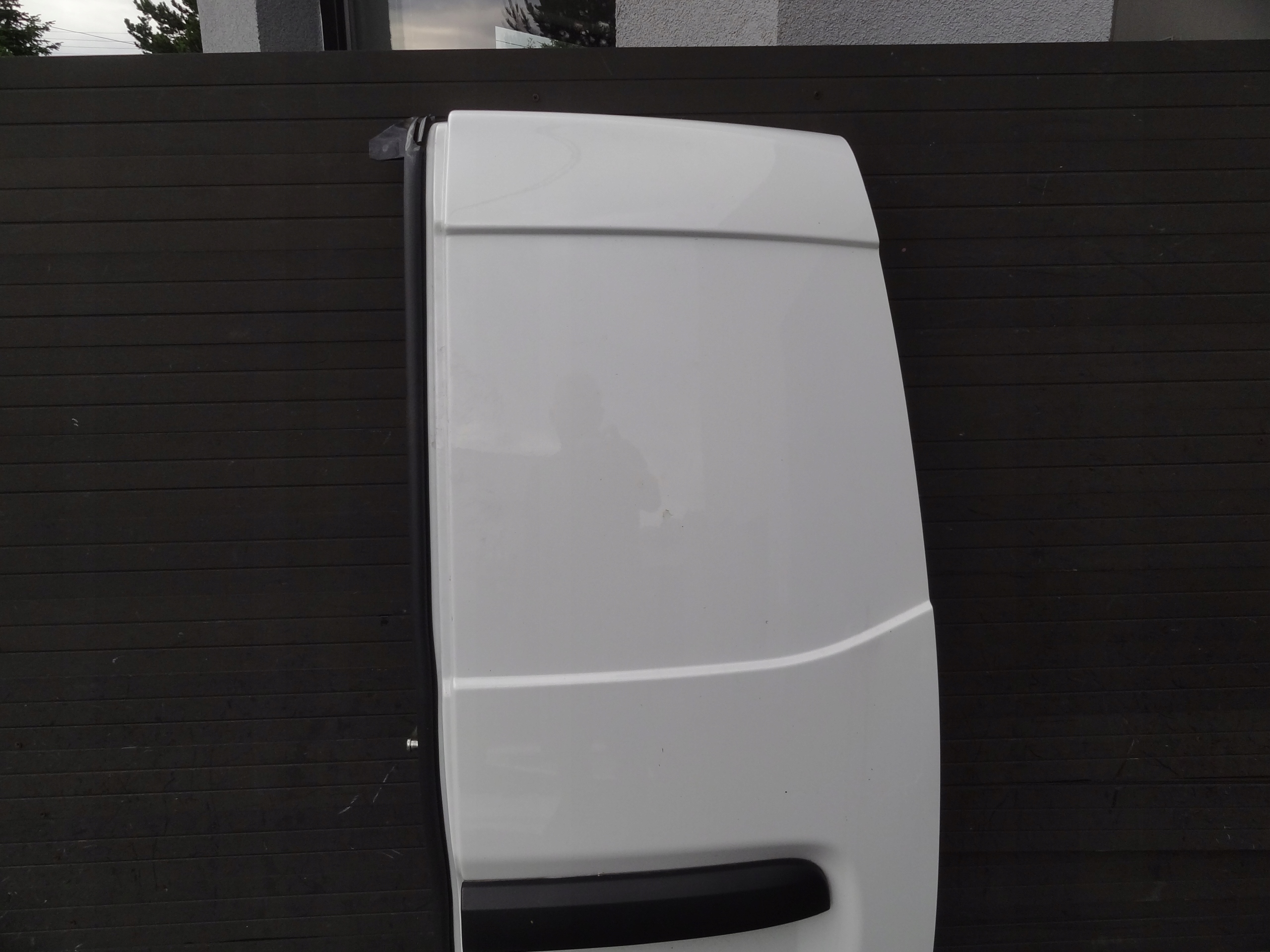 RENAULT EXPRESS II 2023 DRZWI TYLNE PRAWE SKRZYDELKOWE KOMPLETNE ORYGINAL Numer katalogowy części 90 10 055 75R