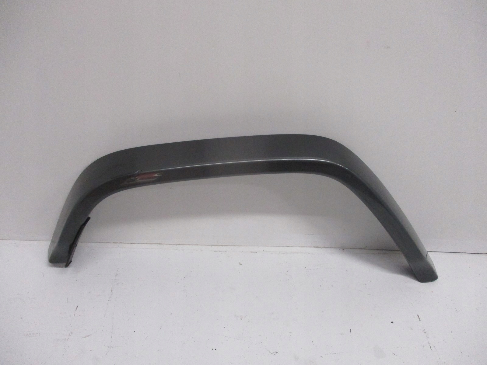 COUVERTURE POUR AILE MERCEDES A463 A4638812800