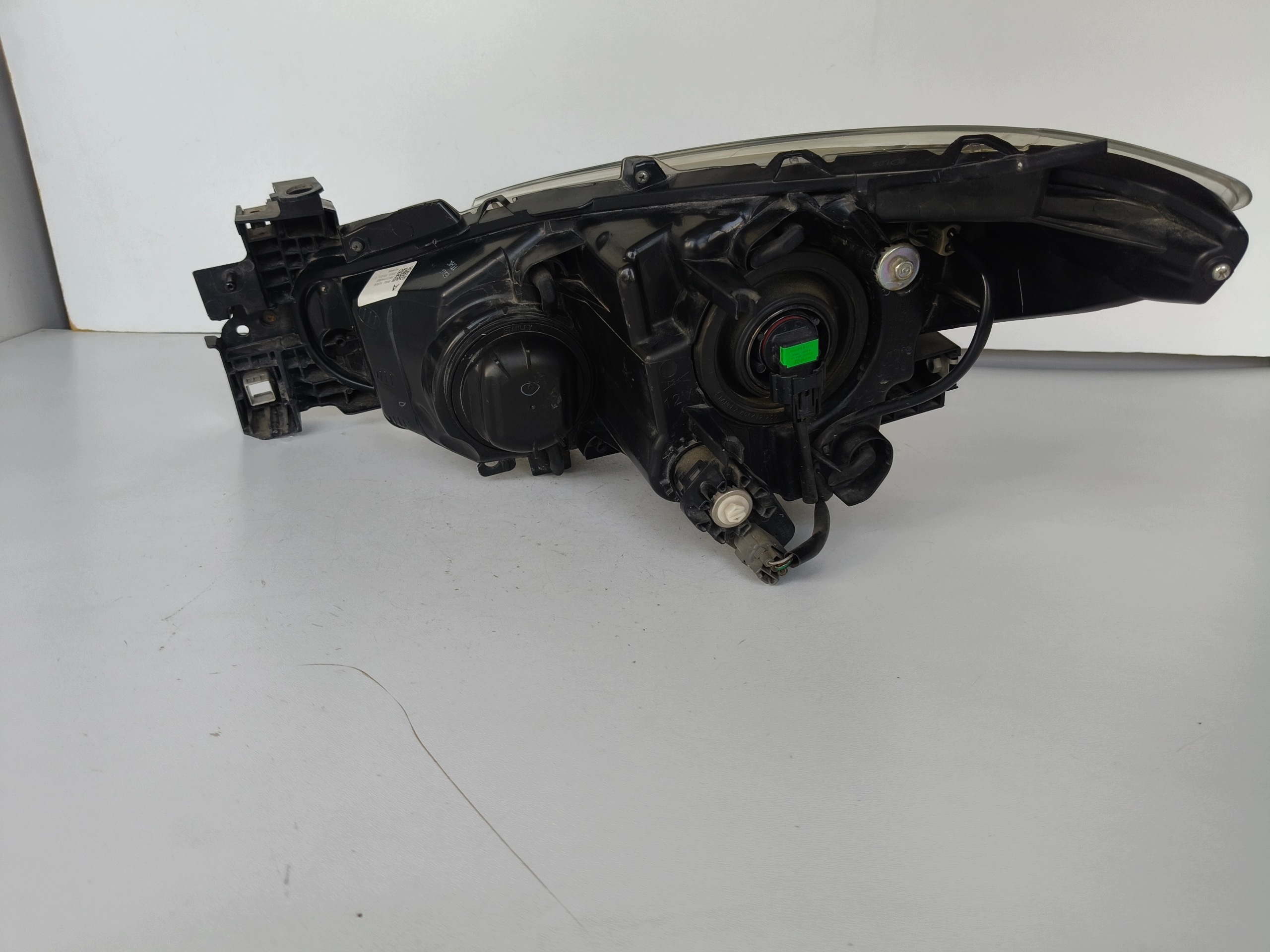 lámpa jobb REFLEKTOR MAZDA 3 13