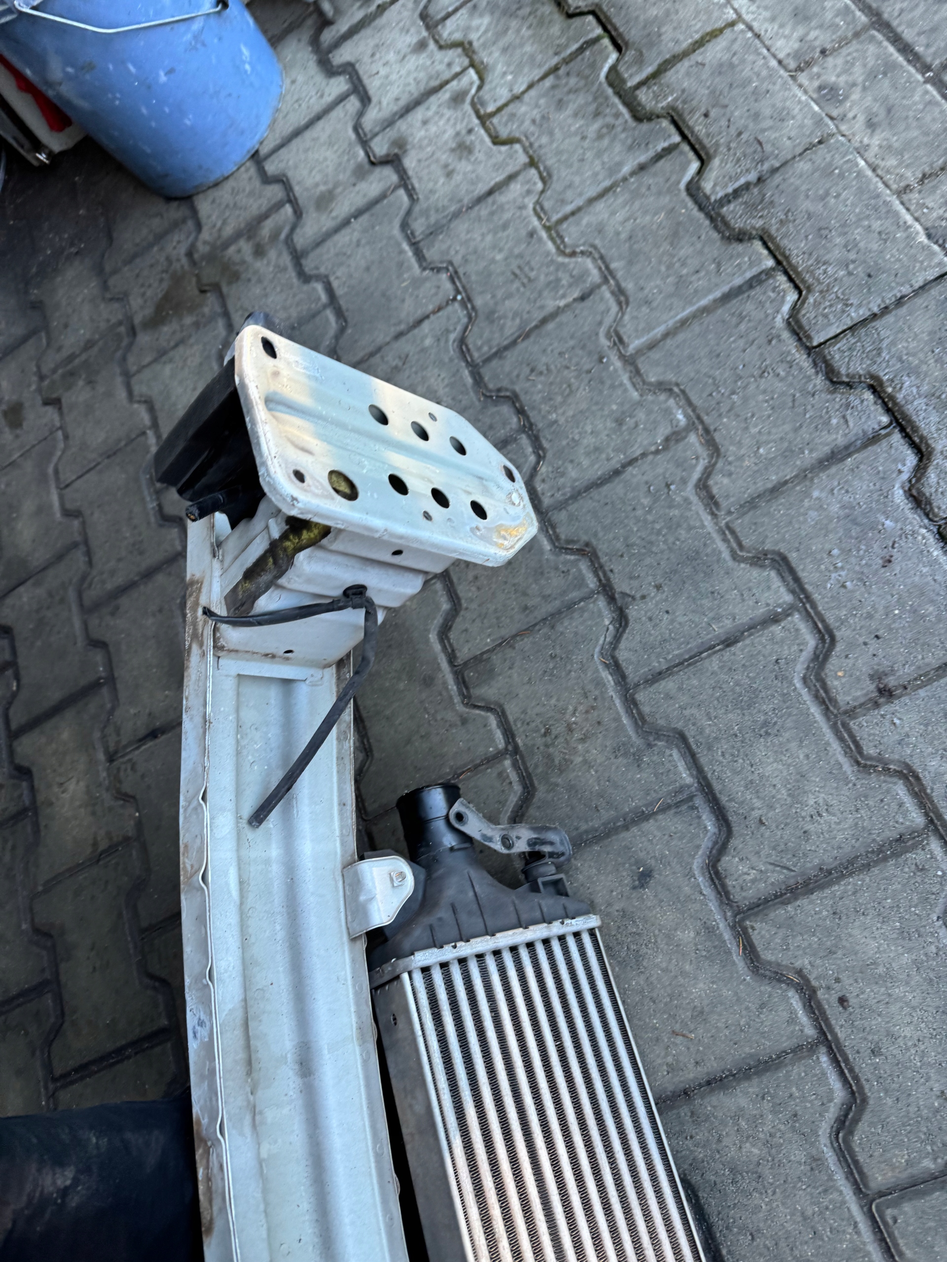 bumper support front FIAT SEDICI 06-14 pillar intercooler 2.0