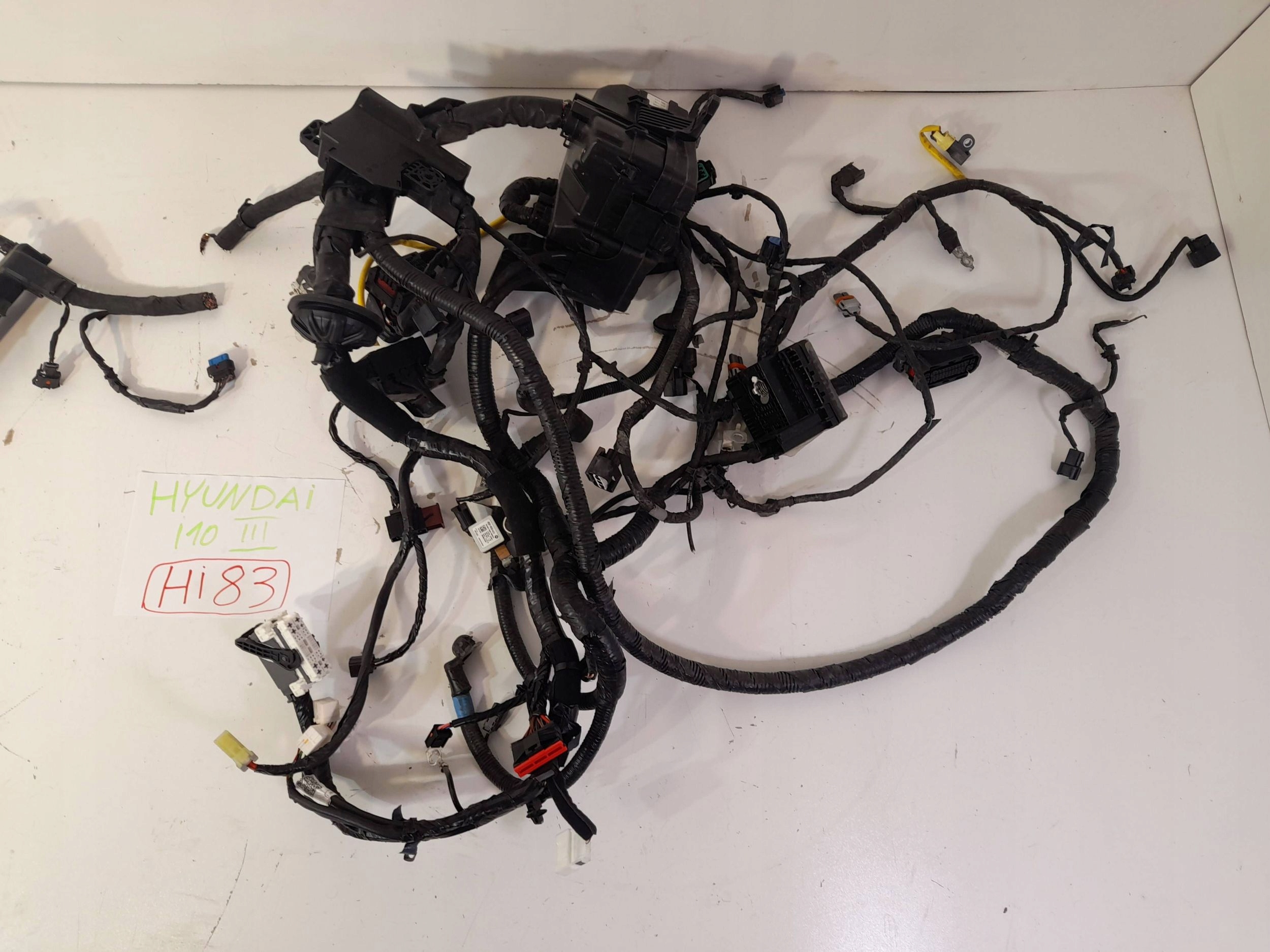 Hyundai i10 III 1,0 MPI bundle electrical of the engine (HI83)