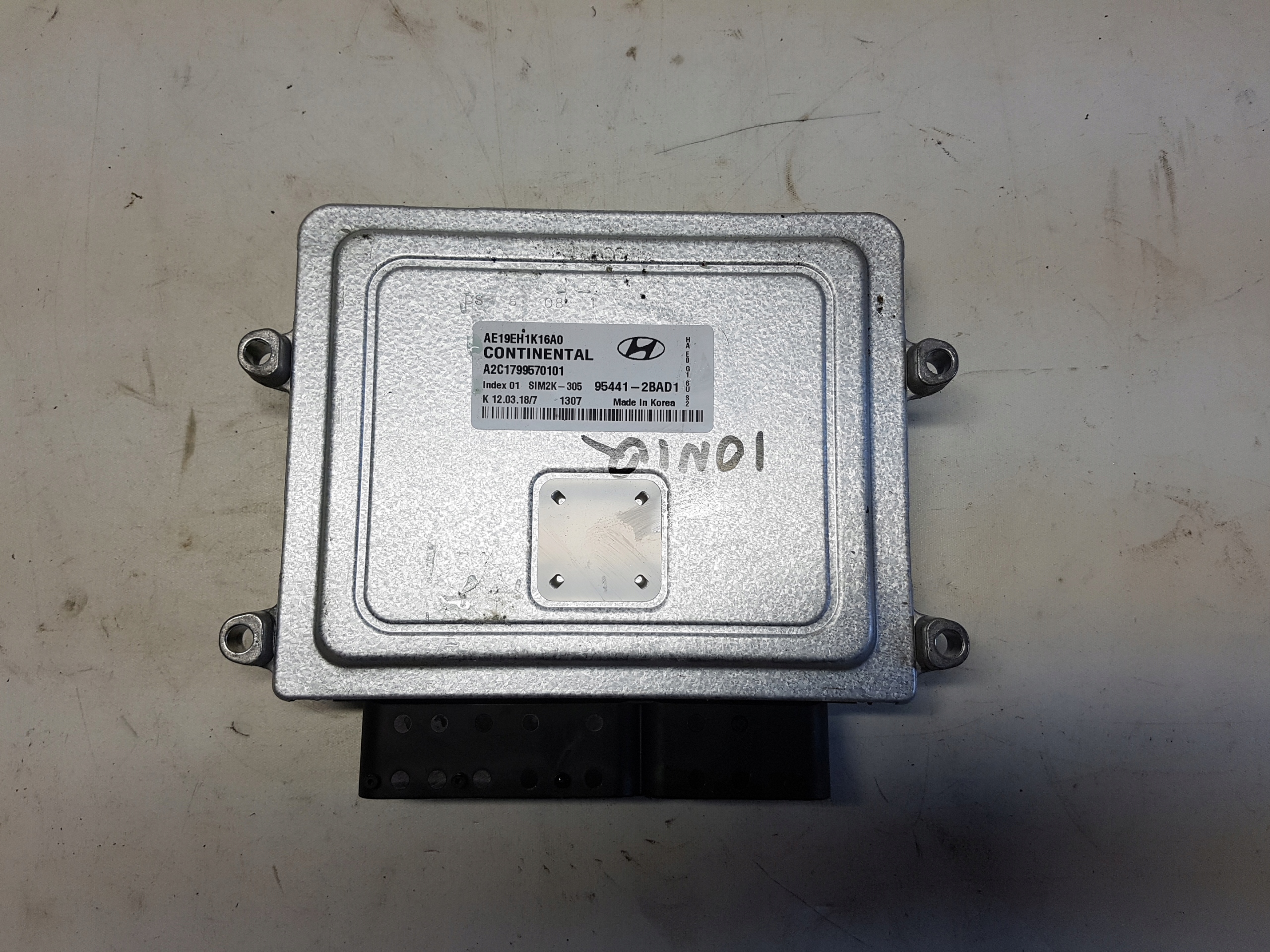 HYUNDAI IONIQ 1.8 computer control unit ecu of the engine