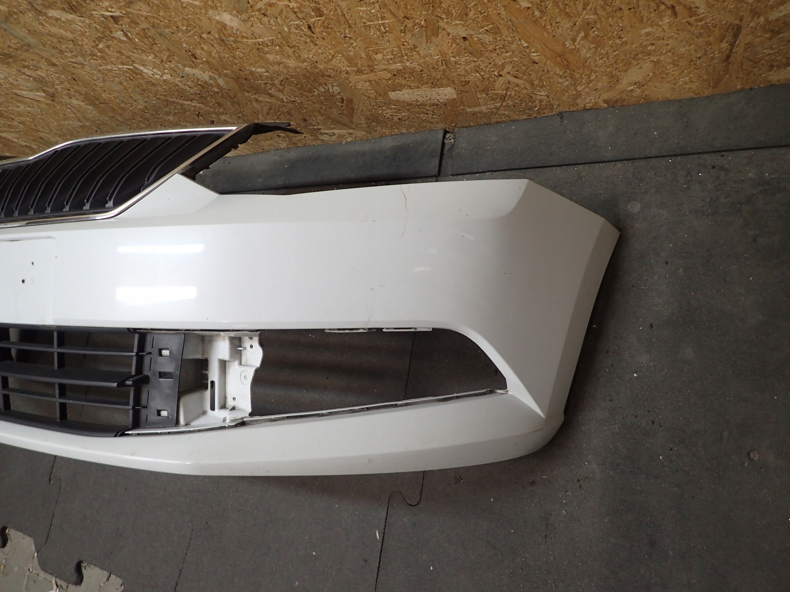 bumper front SKODA FABIA III 3