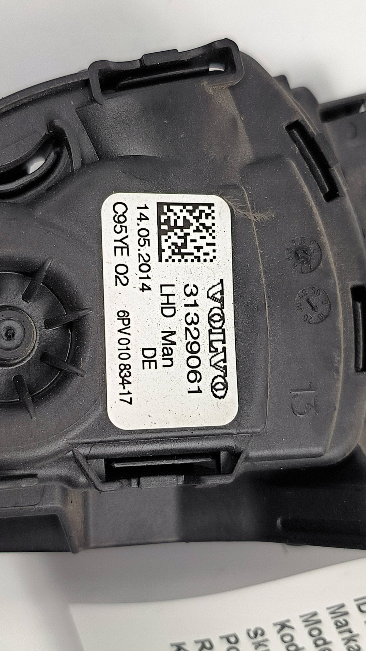 PEDAL 31329061 VOLVO V60