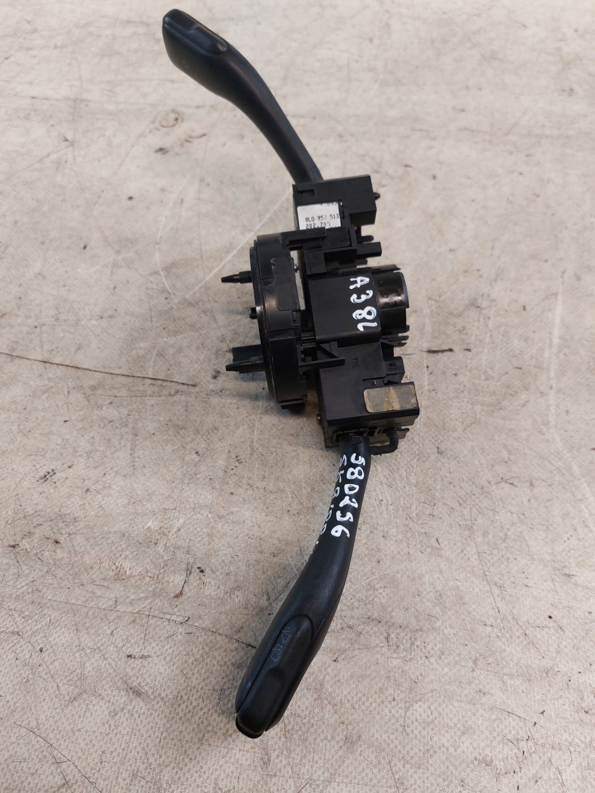 steering wheel levers and controls AUDI A3 8L