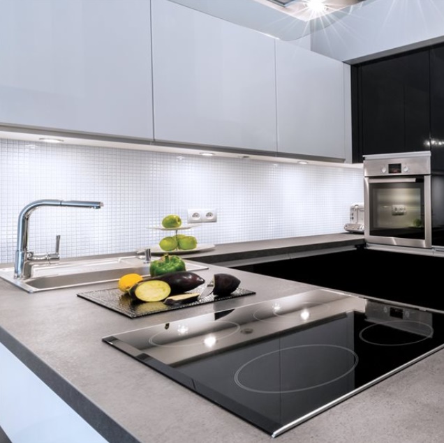 Panele ścienne 3D białe kafelki PCV WHITE MOSAIC Szerokość produktu 48 cm