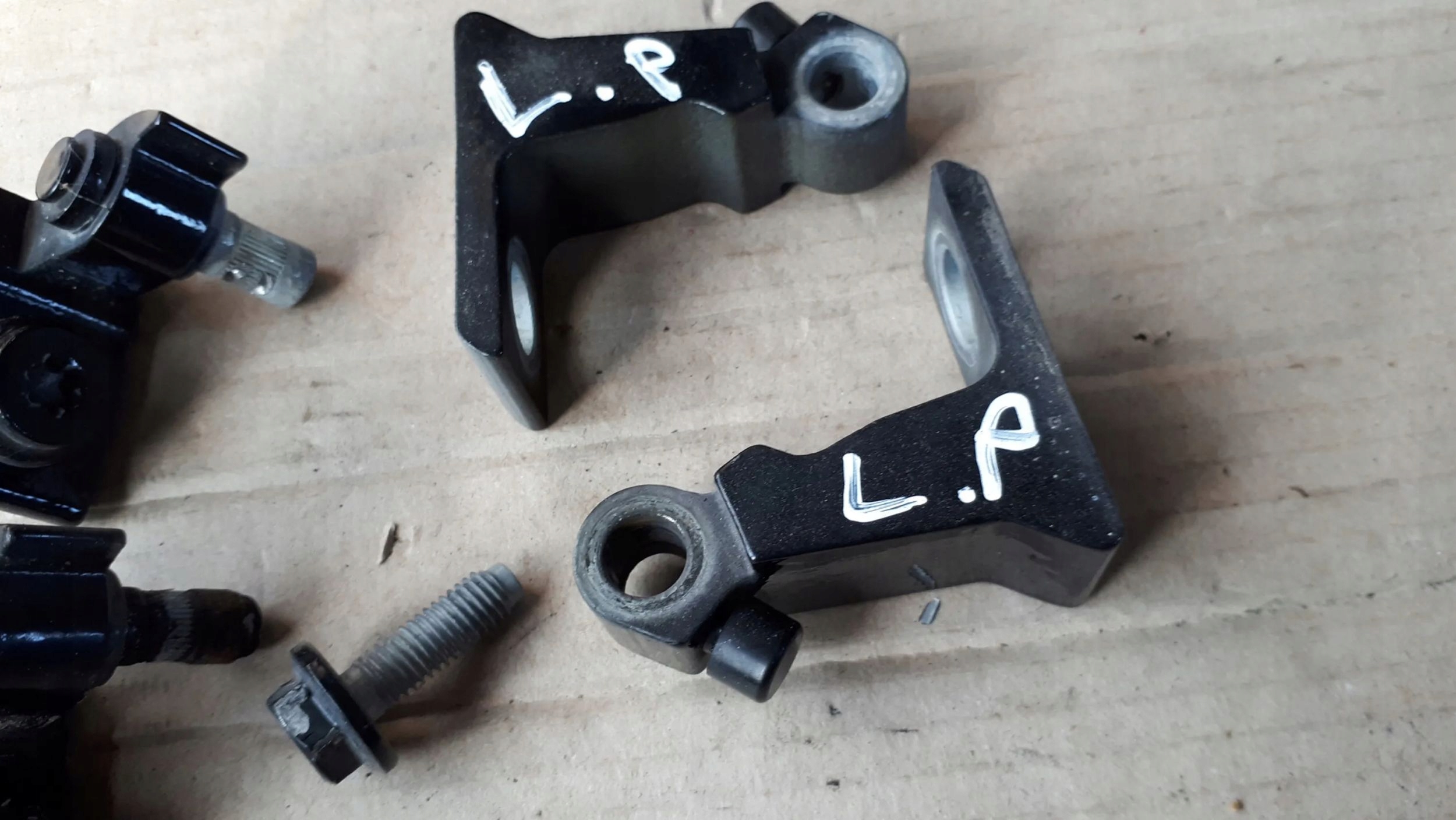 S7 4G A7 hinge hinges door left front front LZ9Y