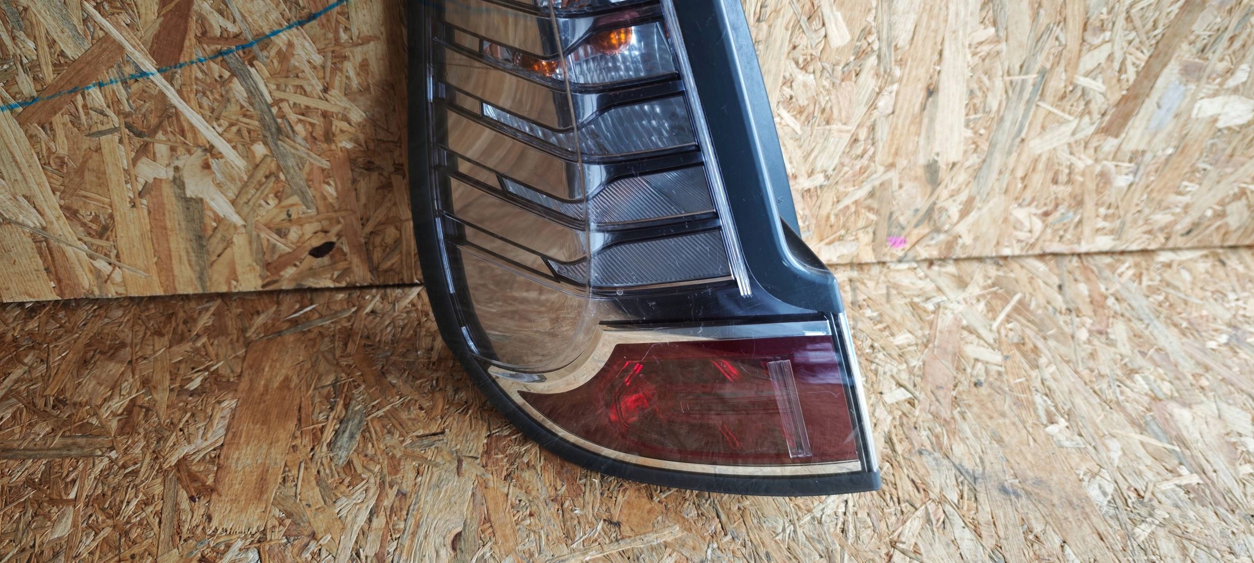 light rear rear part side left Renault Scenic III 265558940R