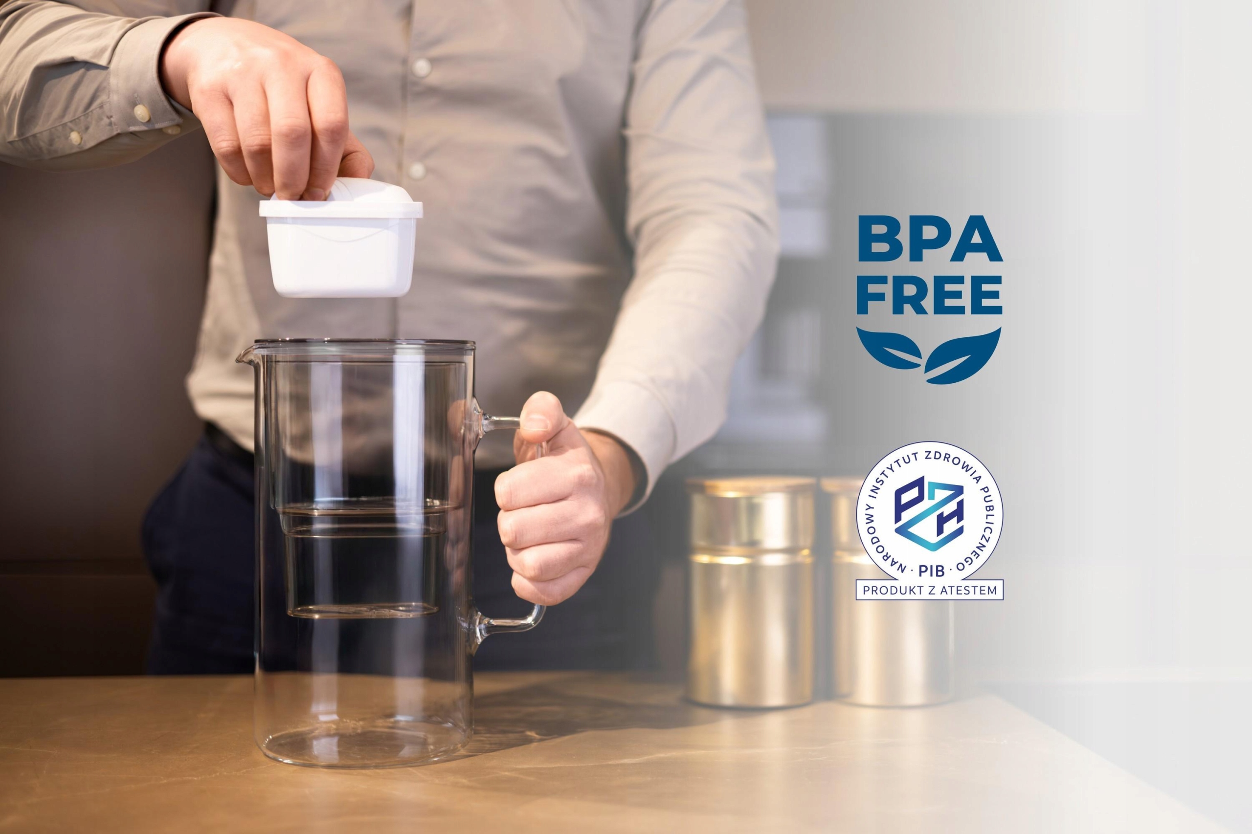 DZBANEK SZKLANY WESSPER D2 BOROSILICATE 3l + 10x FILTR WKŁAD WODY WESSPER Kolor dominujący czarny