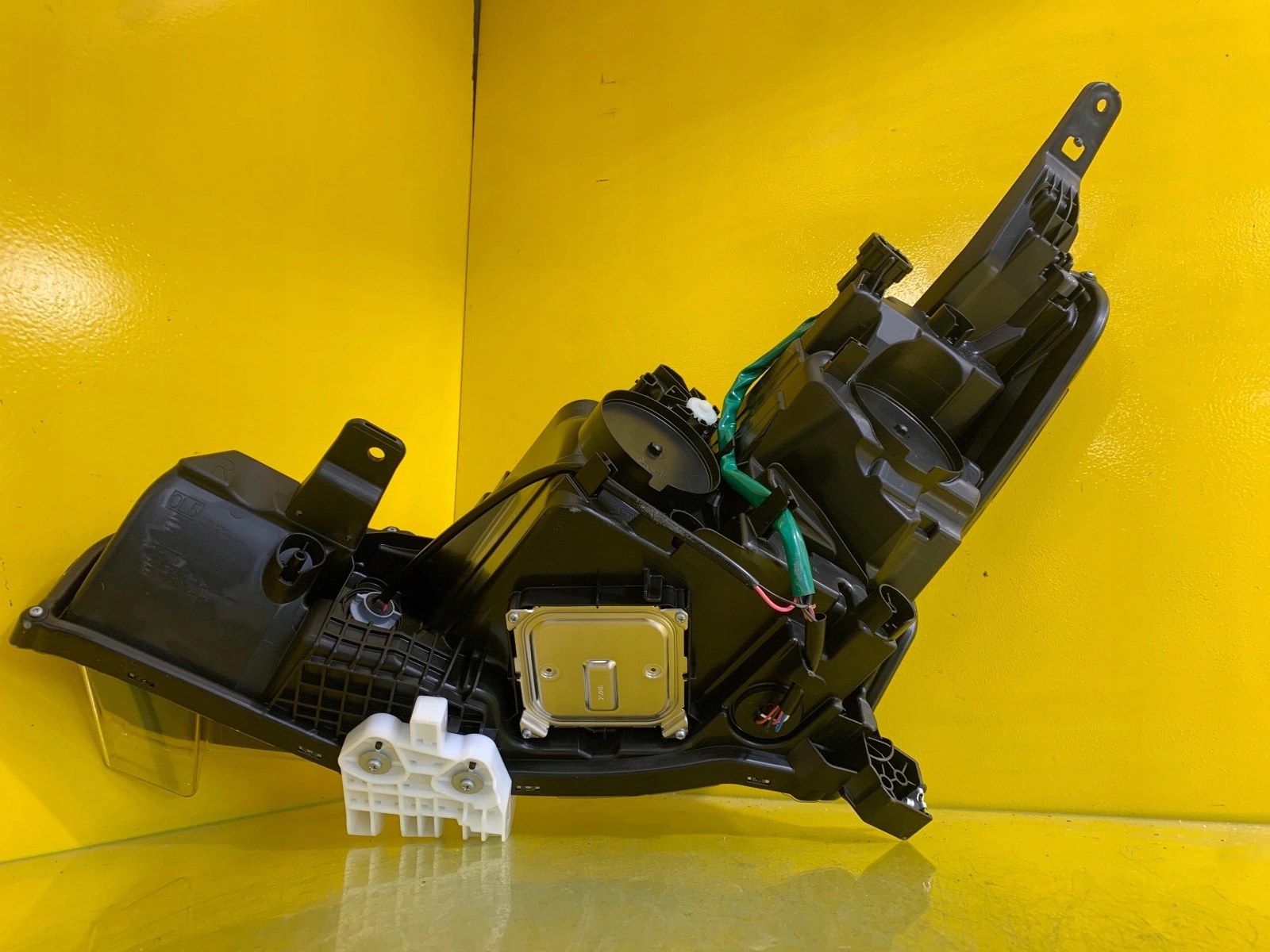 LIGHT RIGHT NISSAN LEAF II 17- FULL LED 260105SH5B