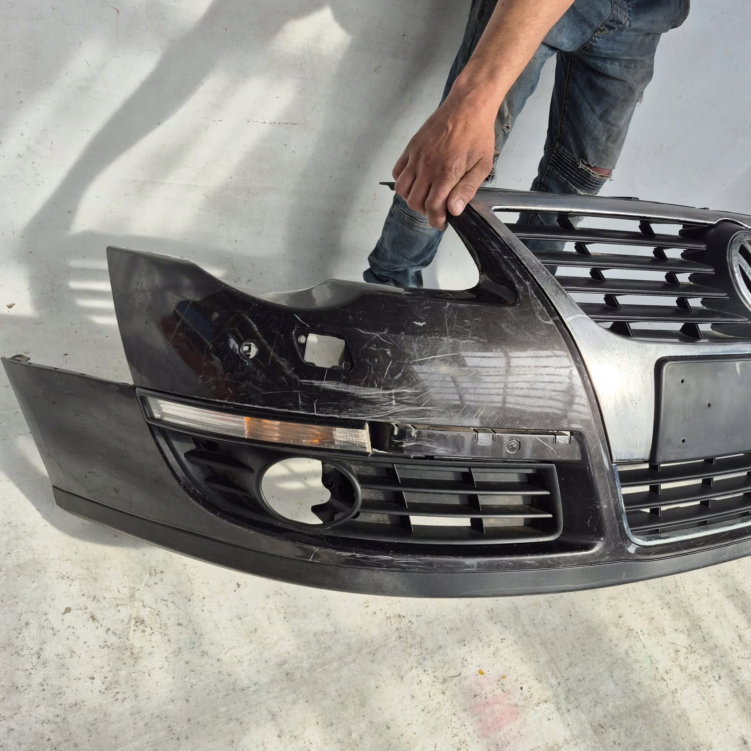 VW PASSAT B6 05-10 bumper front front SPR PDC