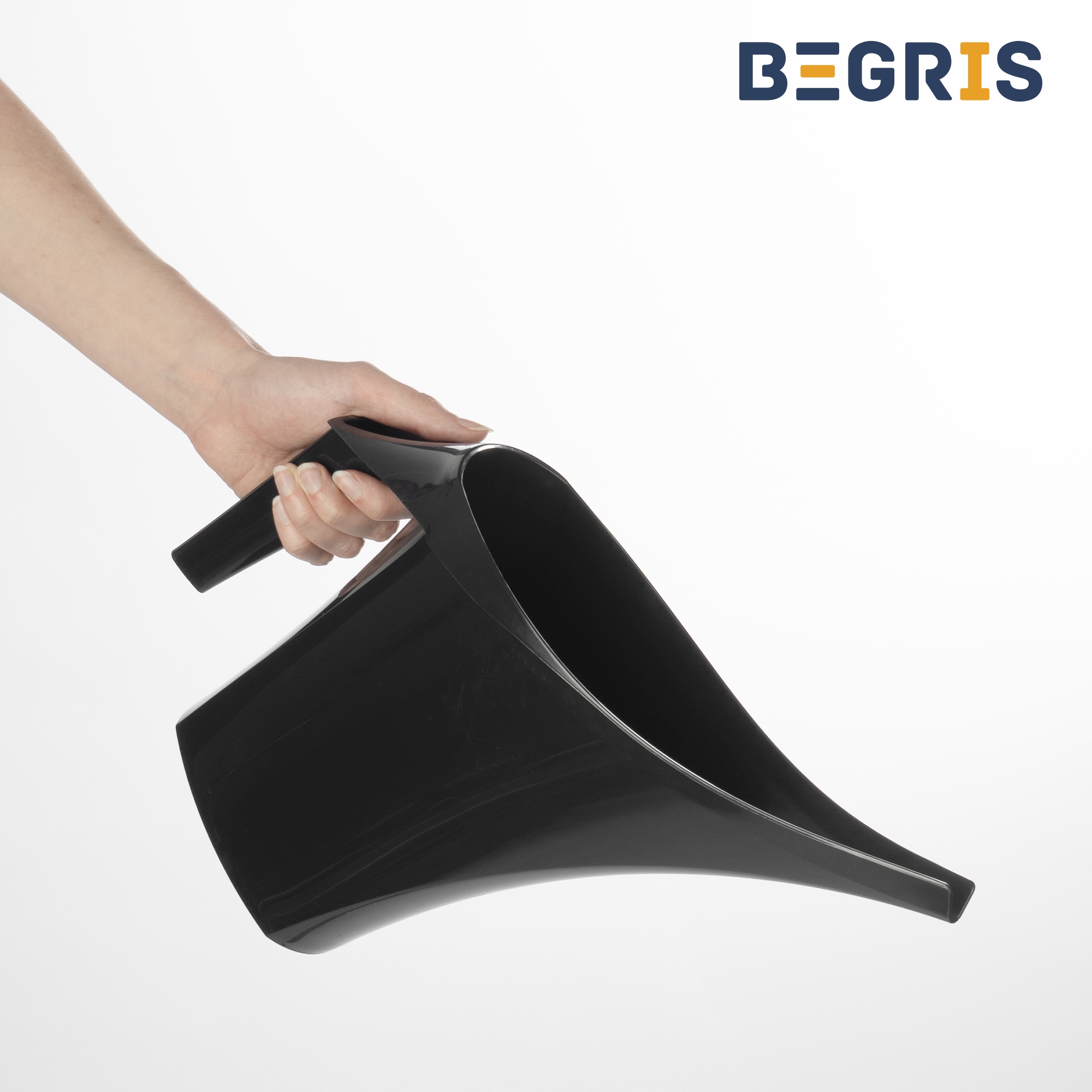 KONEWKA 2L PORĘCZNA OGRODOWA ANTRACYT PLASTIKOWA Marka BS TRADING GROUP