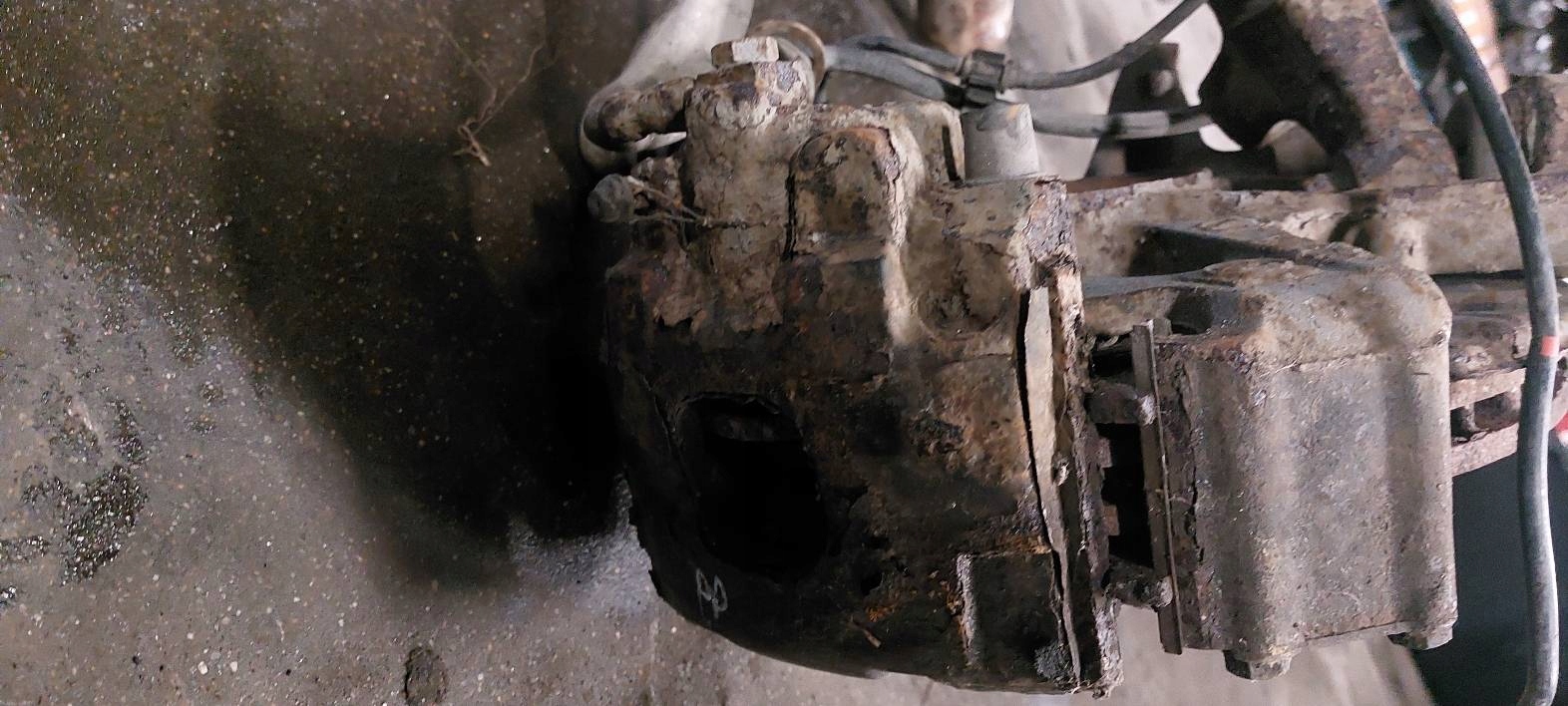 perno mozzo Mozzo FUSELLO Destra Anteriore MERCEDES-BENZ ML e W163 3.2 V6