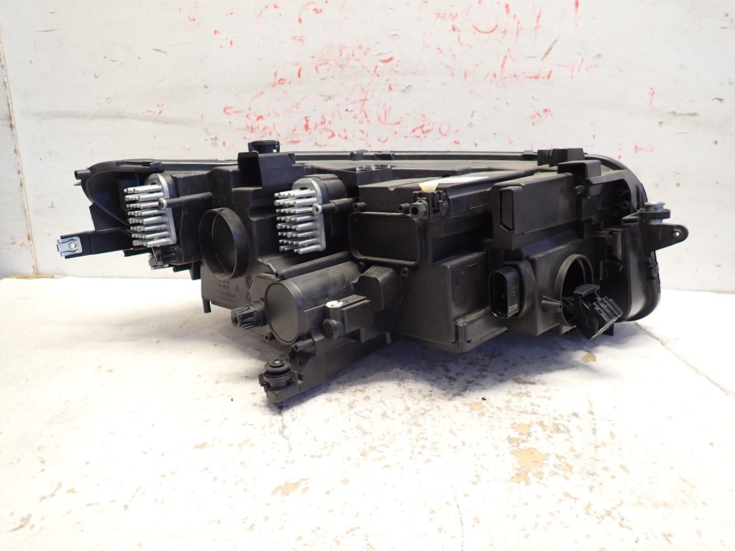 light front front left VW TIGUAN II LIFT 2020- FULL LED 5NB941081G