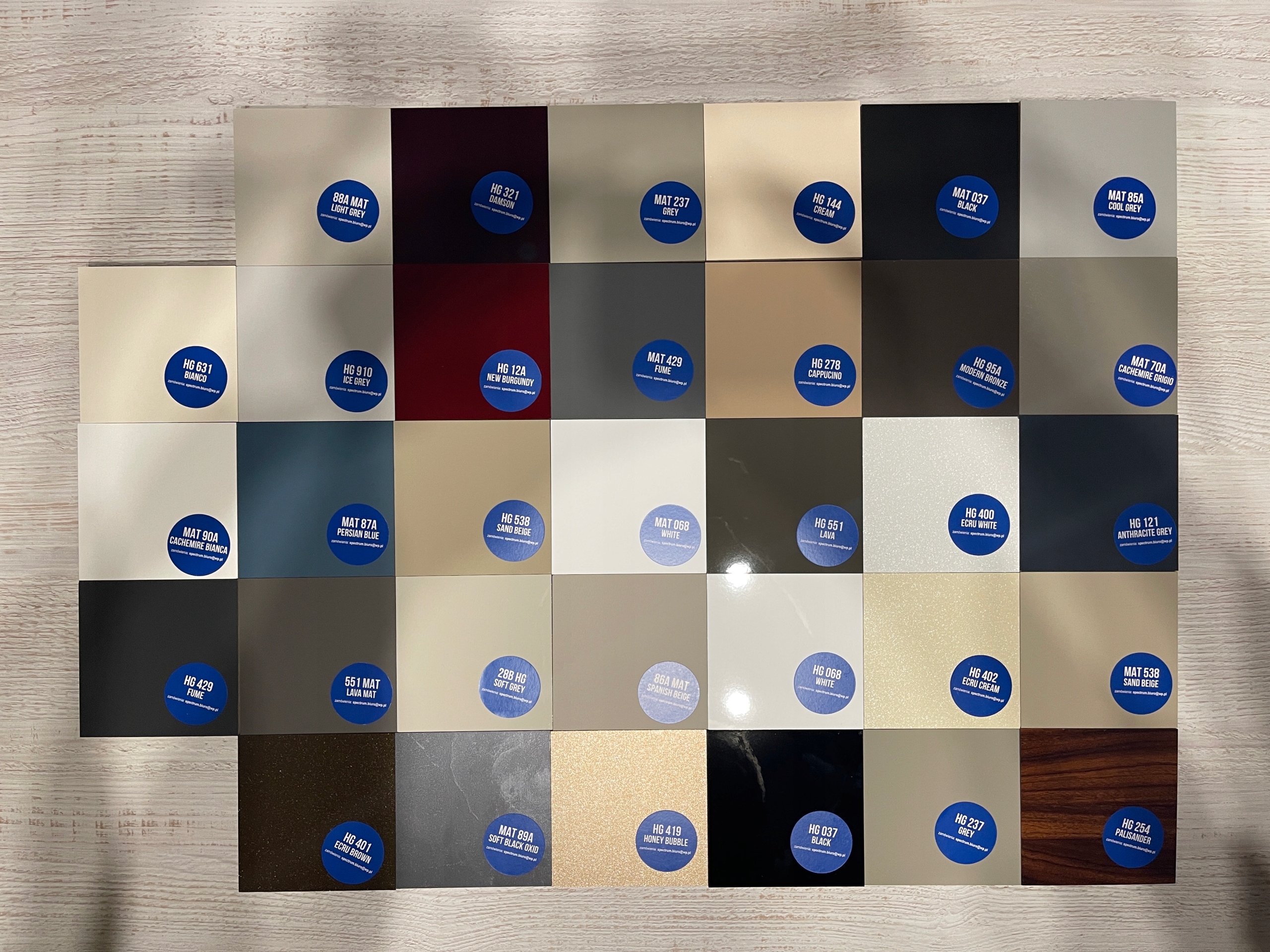 

Fronty akrylowe Akryl-24 Połysk Próbka