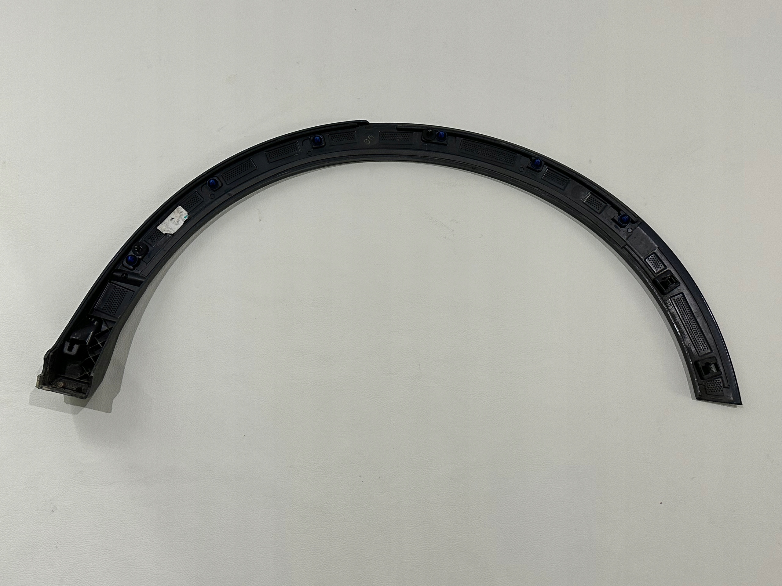 AUDI Q3 MODANATURA PARAFANGO DESTRA POSTERIORE 83A965059