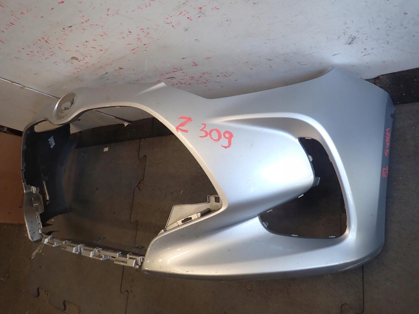 bumper front front TOYOTA YARIS IV 2020- 52119-0DA00
