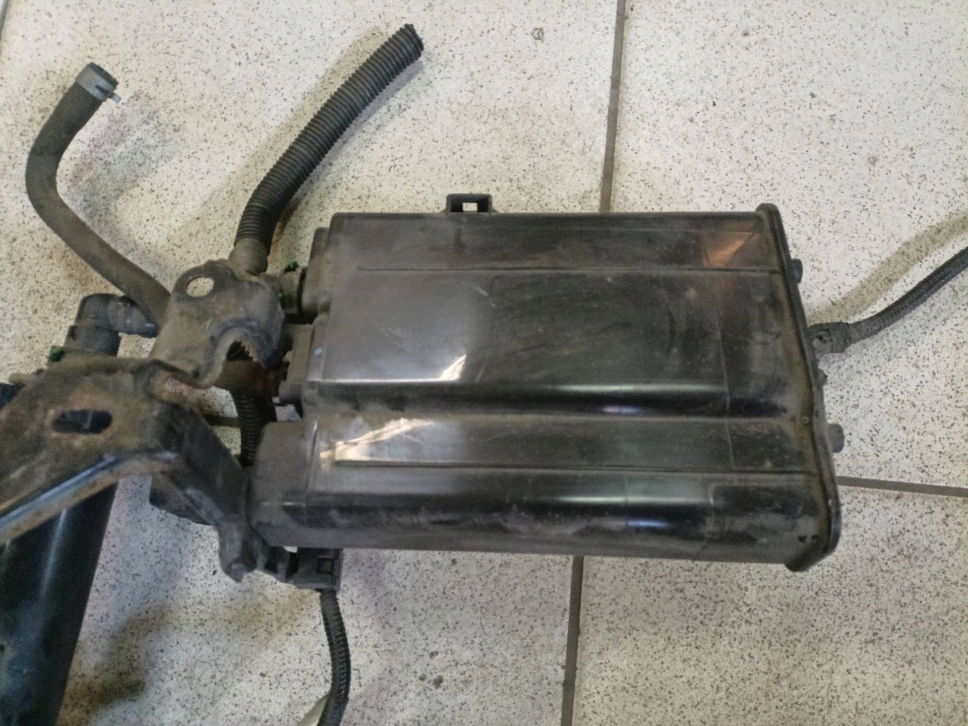 Kohlenstofffilter Toyota Prius Plus 2015