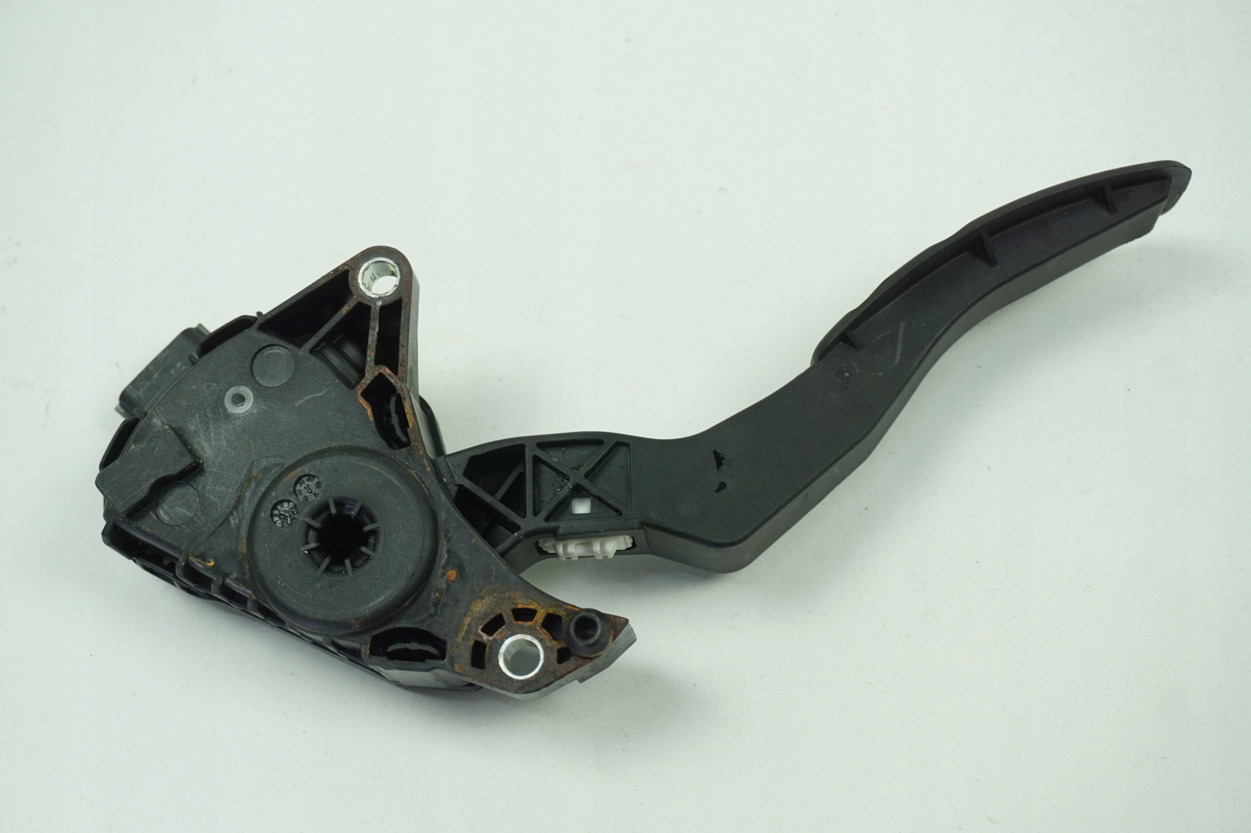 Pedal gazu Qashqai J11 Kadjar X trail Jakosc czesci zgodnie z GVO O oryginal z logo producenta pojazdu OE