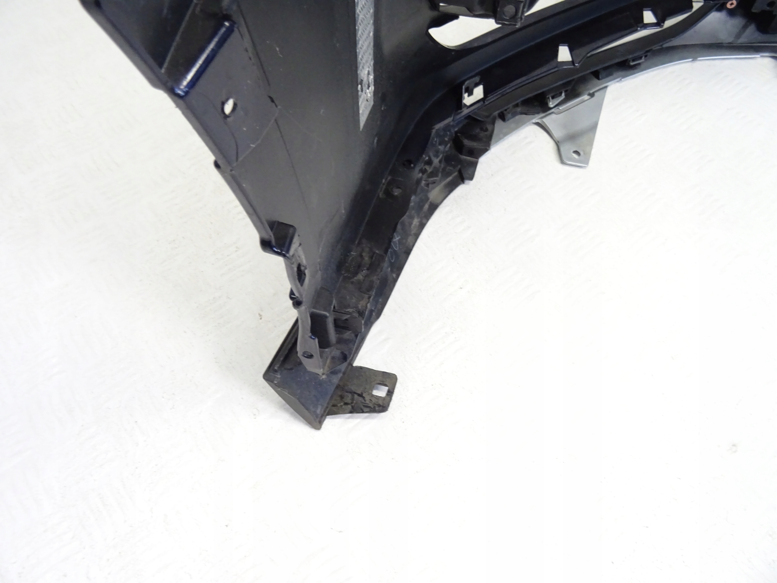 Lexus RX IV RX450H LIFT 19- bumper front