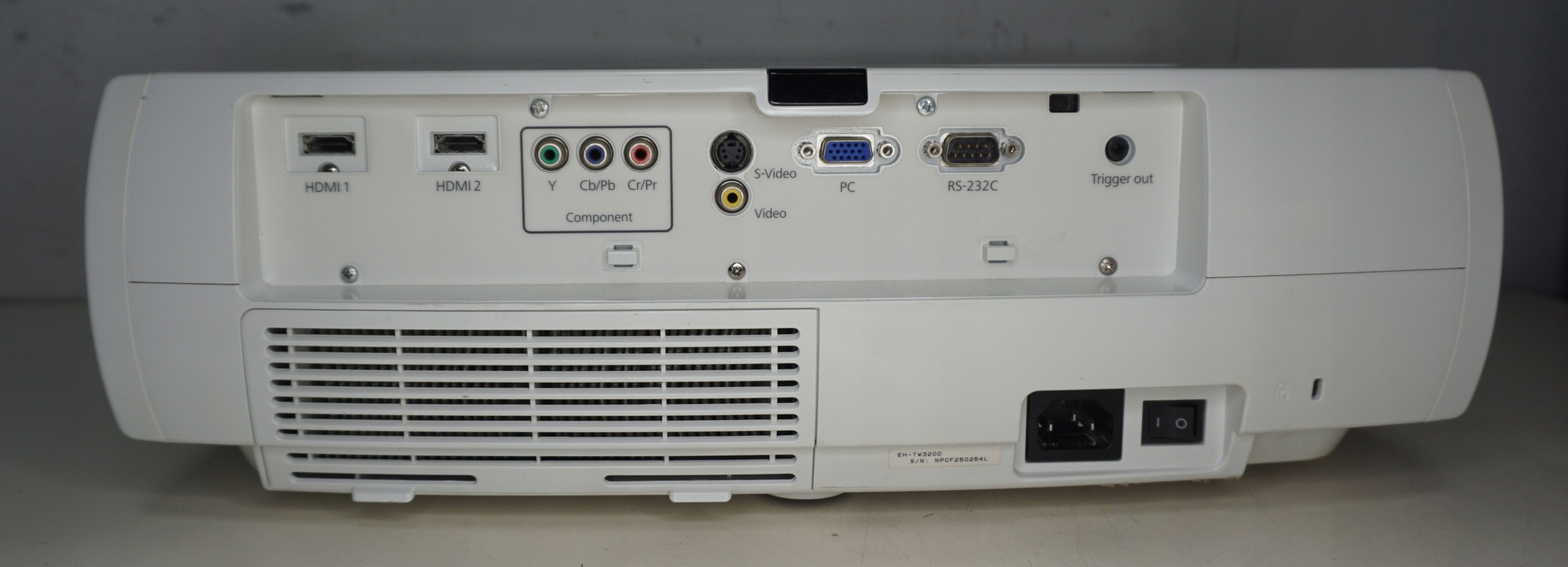 Projektor Epson EH-TW3200 DLP 3LCD biały Marka Epson