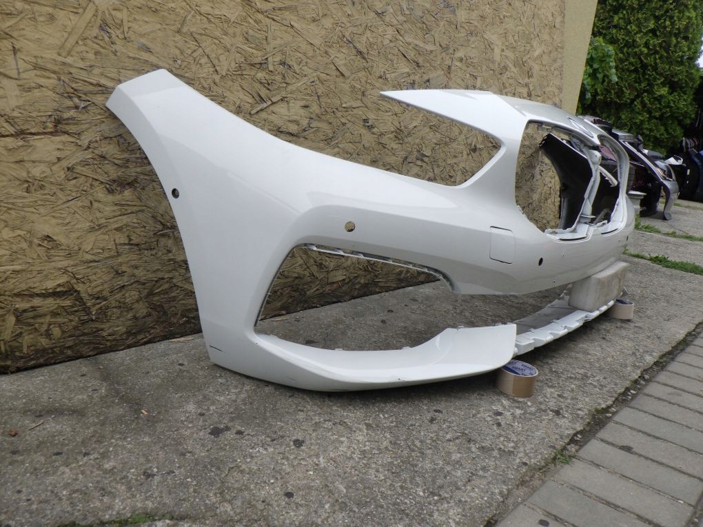 BMW 1 F40 2019- front bumper