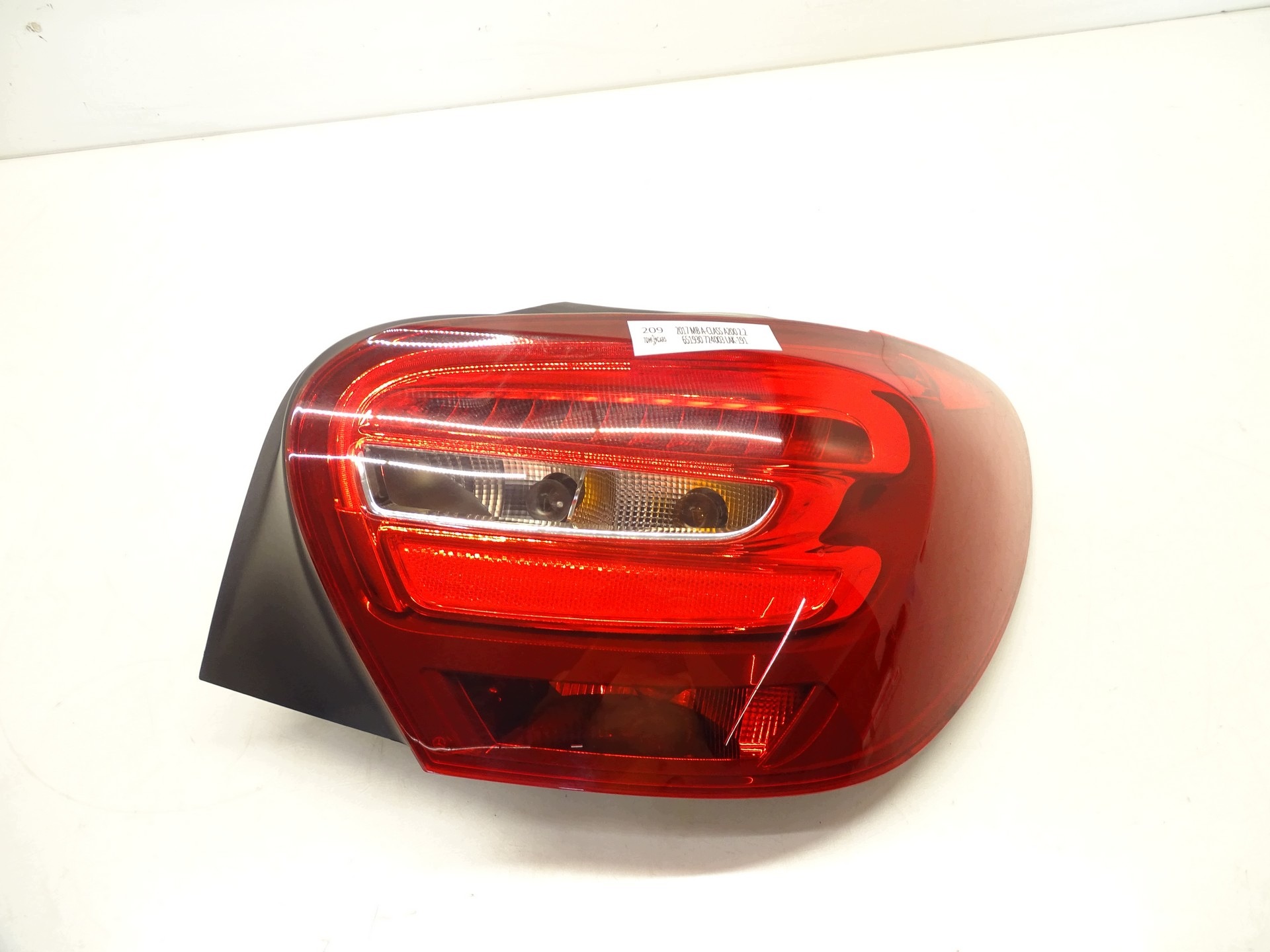 light right rear part right rear MERCEDES A-CLASS A200 A1769064900