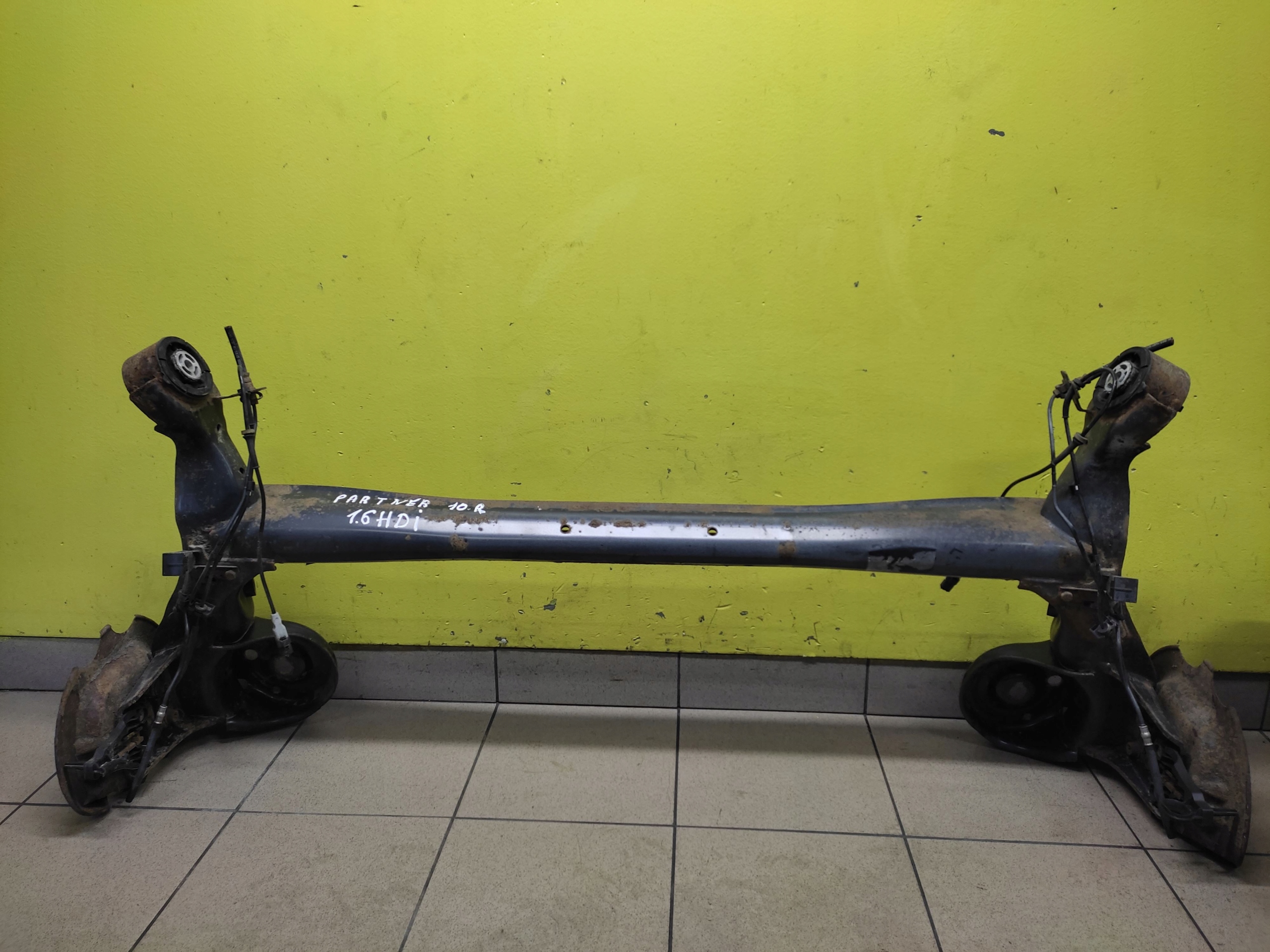 PEUGEOT PARTNER 1.6 HDI Achsträger heck