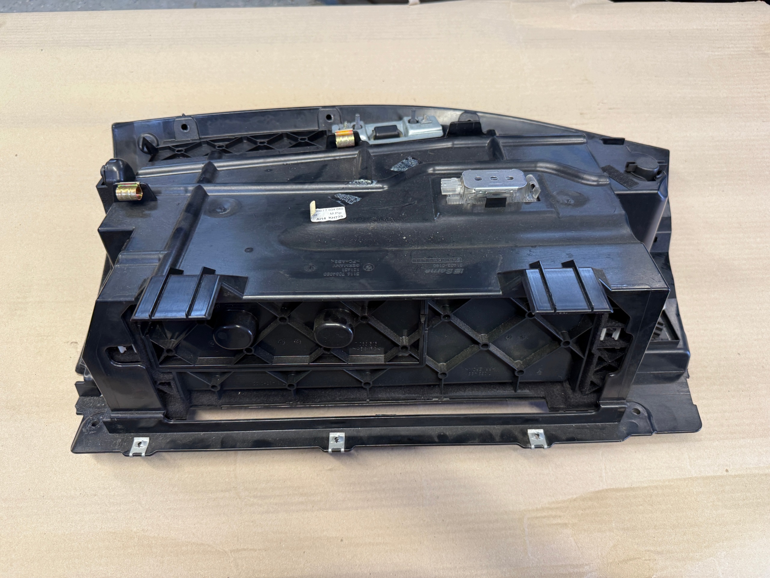 BMW 5 E60 E61 skrinka spolujazdca spolujazdca 7034080