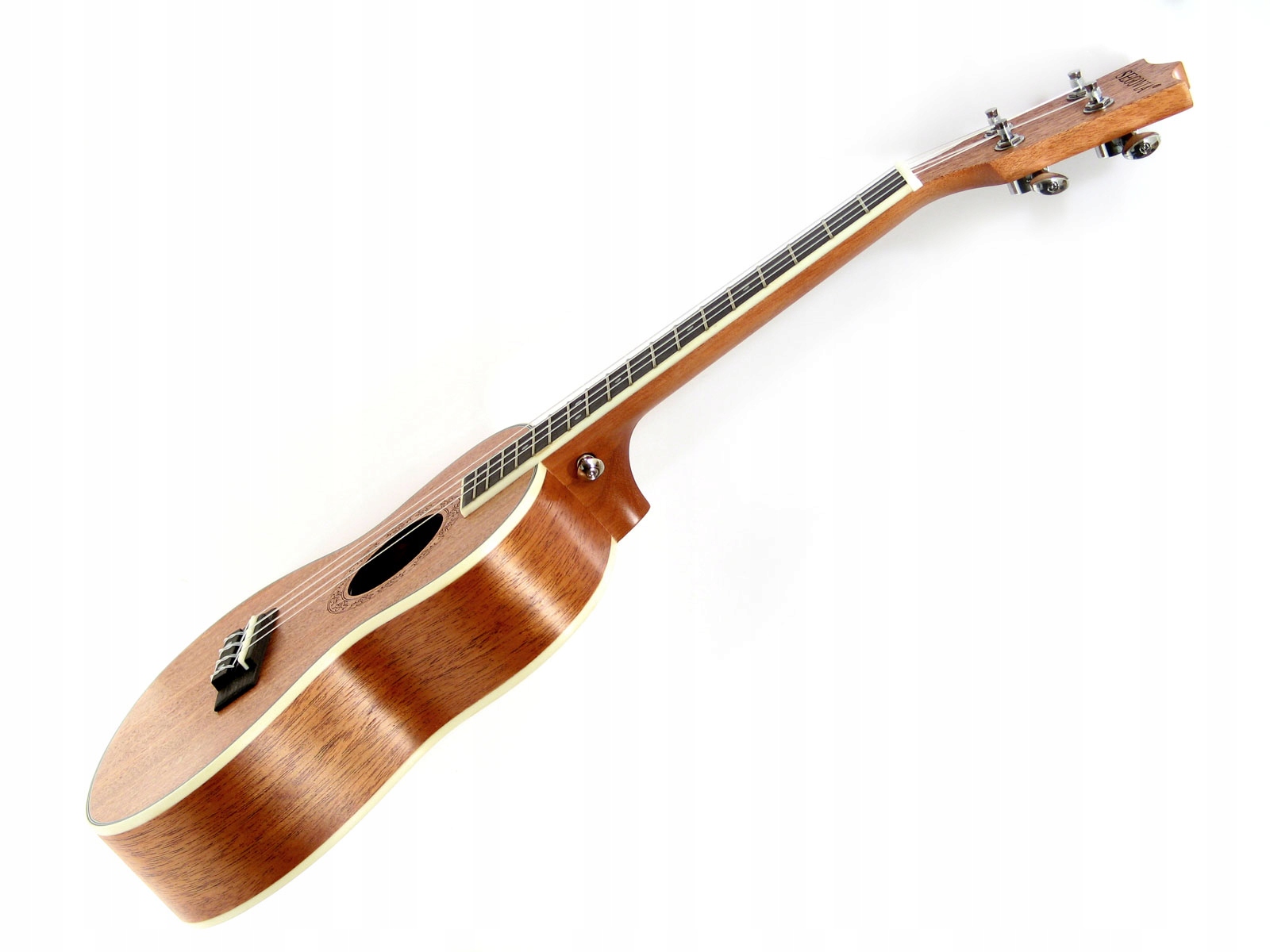 Ukulele koncertowe Segovia. Lepszy model +liczne dodatki. Liczba progów 18