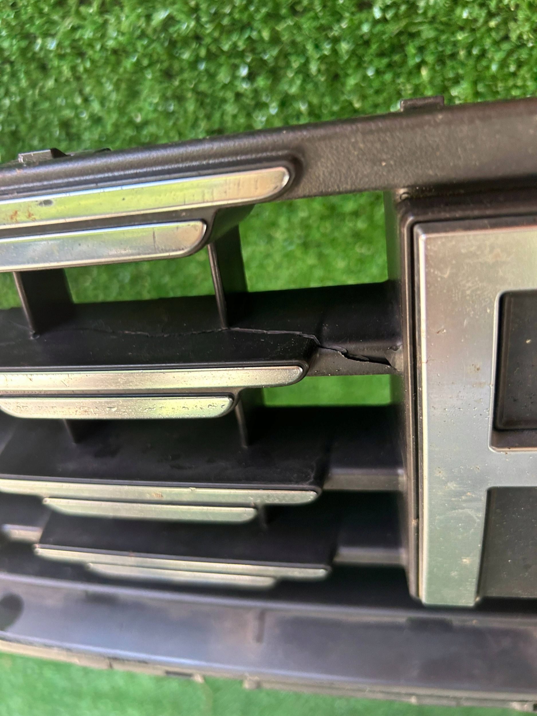 Fiat Tipo 21- Lift grille front front