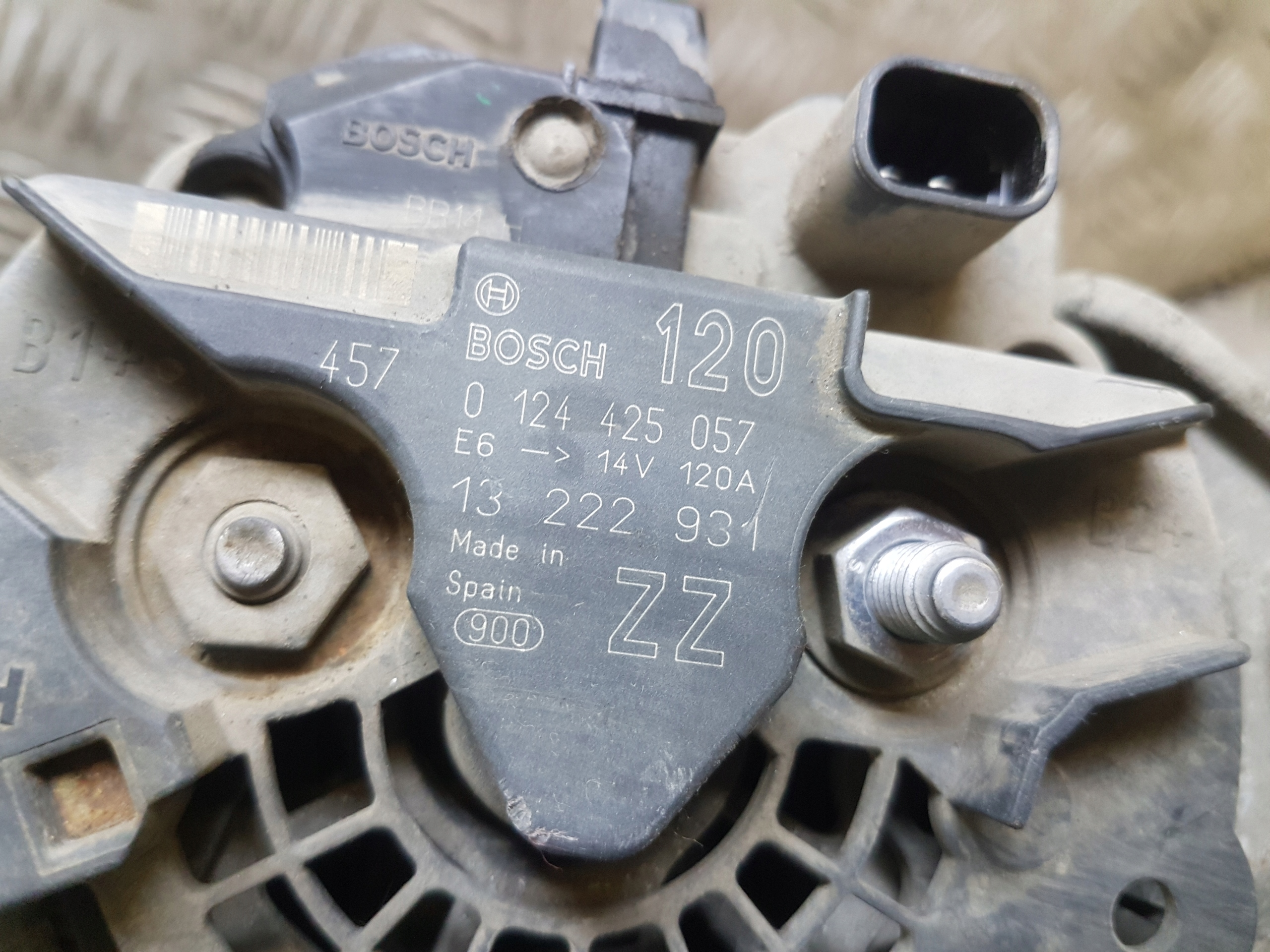 ALTERNATOR OPEL CORSA D 13222931 120A