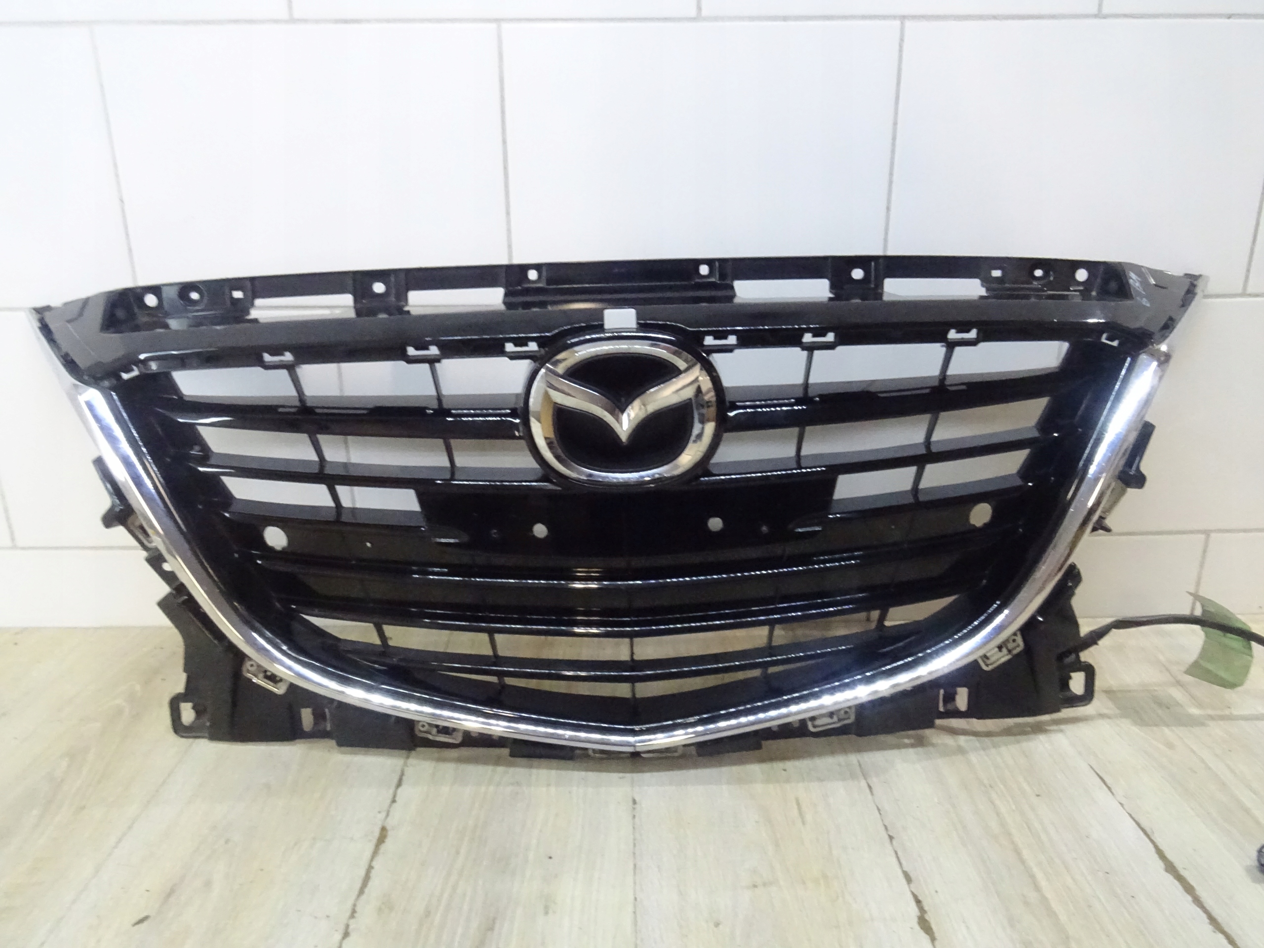 Mazda 3 BM Kühlergrill FRONTGRILL Kühlergitter BJE150712M - Thumbnail 1