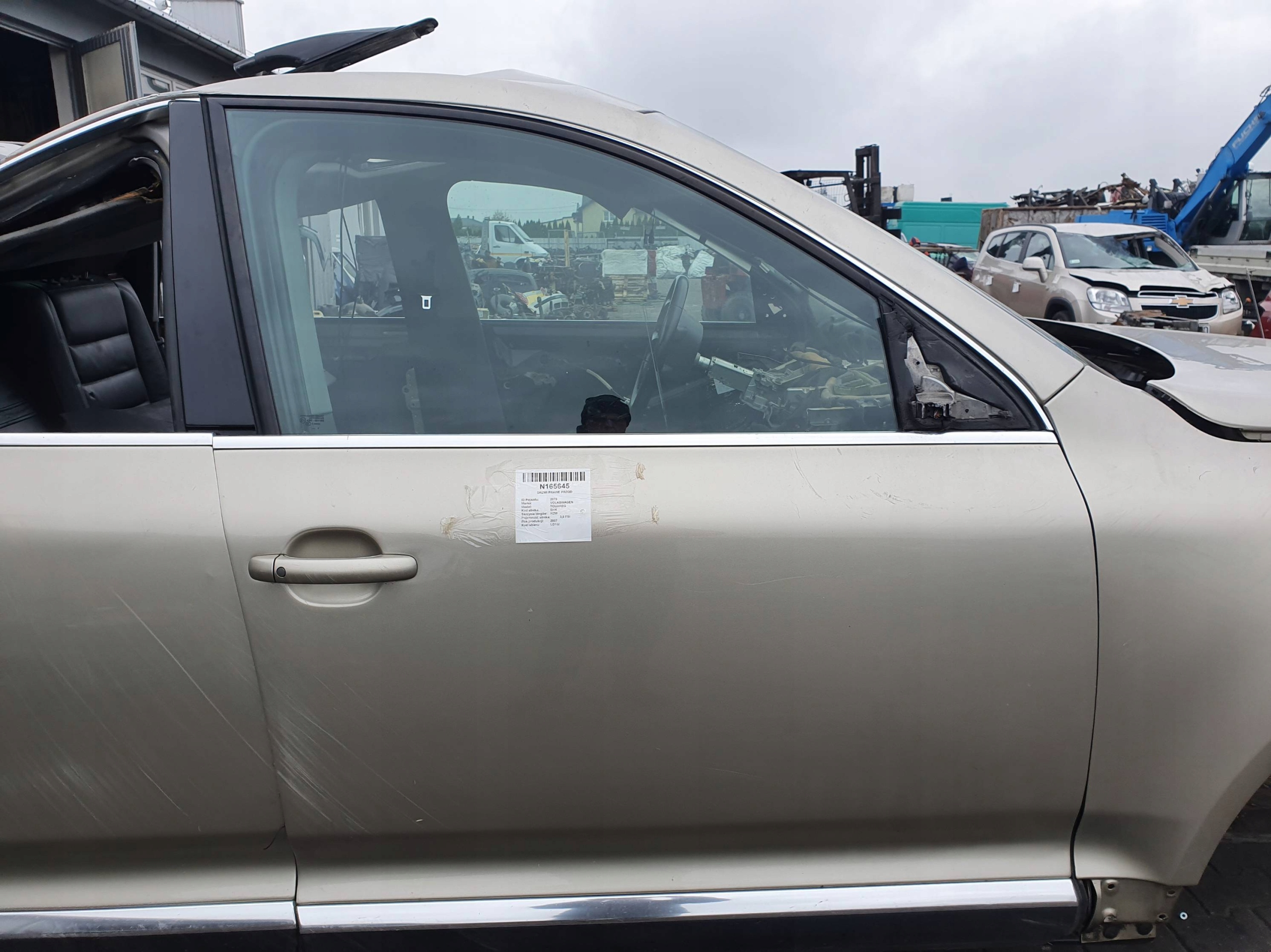 door right front LD1W VOLKSWAGEN TOUAREG
