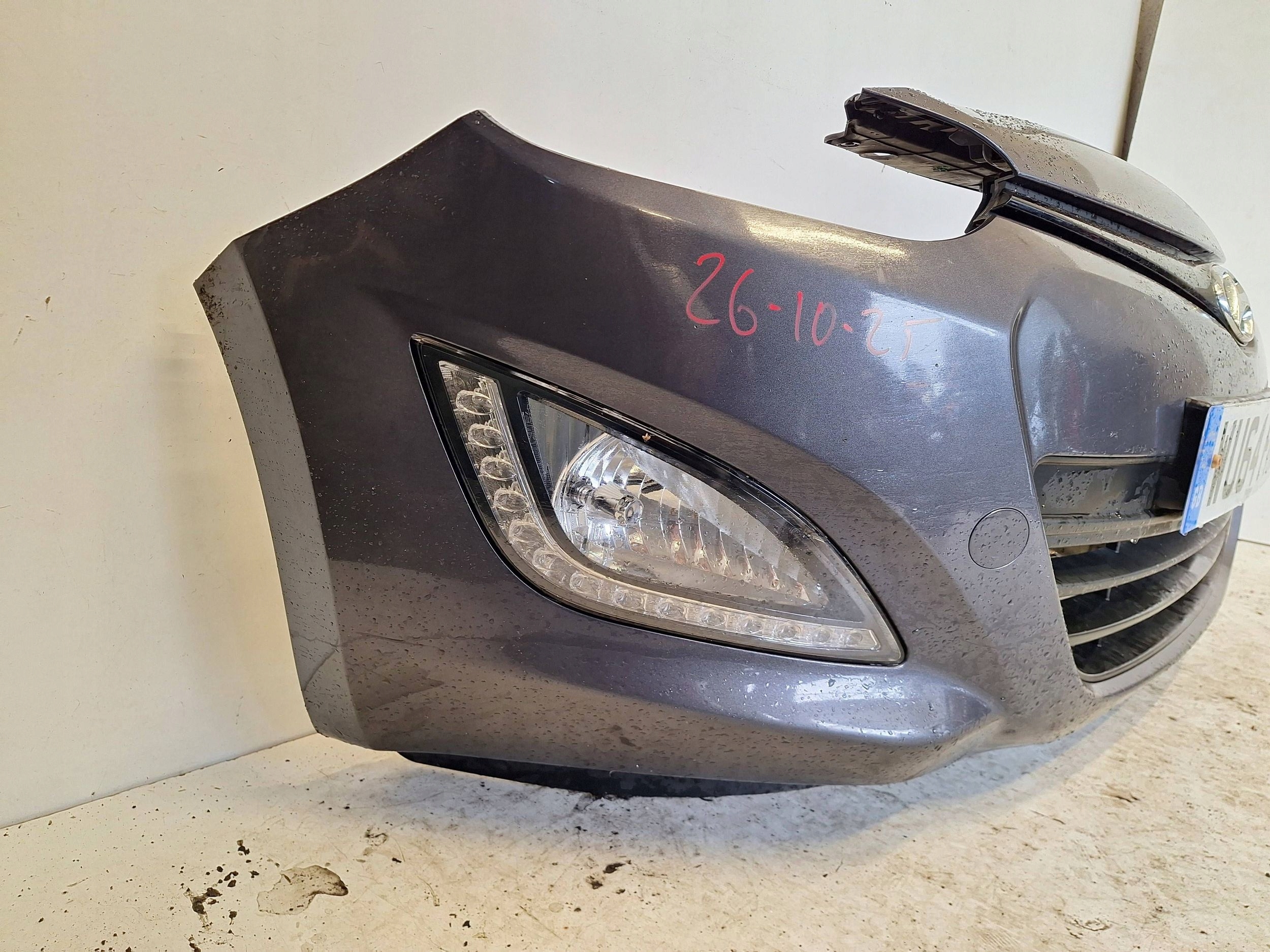 HYUNDAI I20 LIFT 12-15 bumper + LED