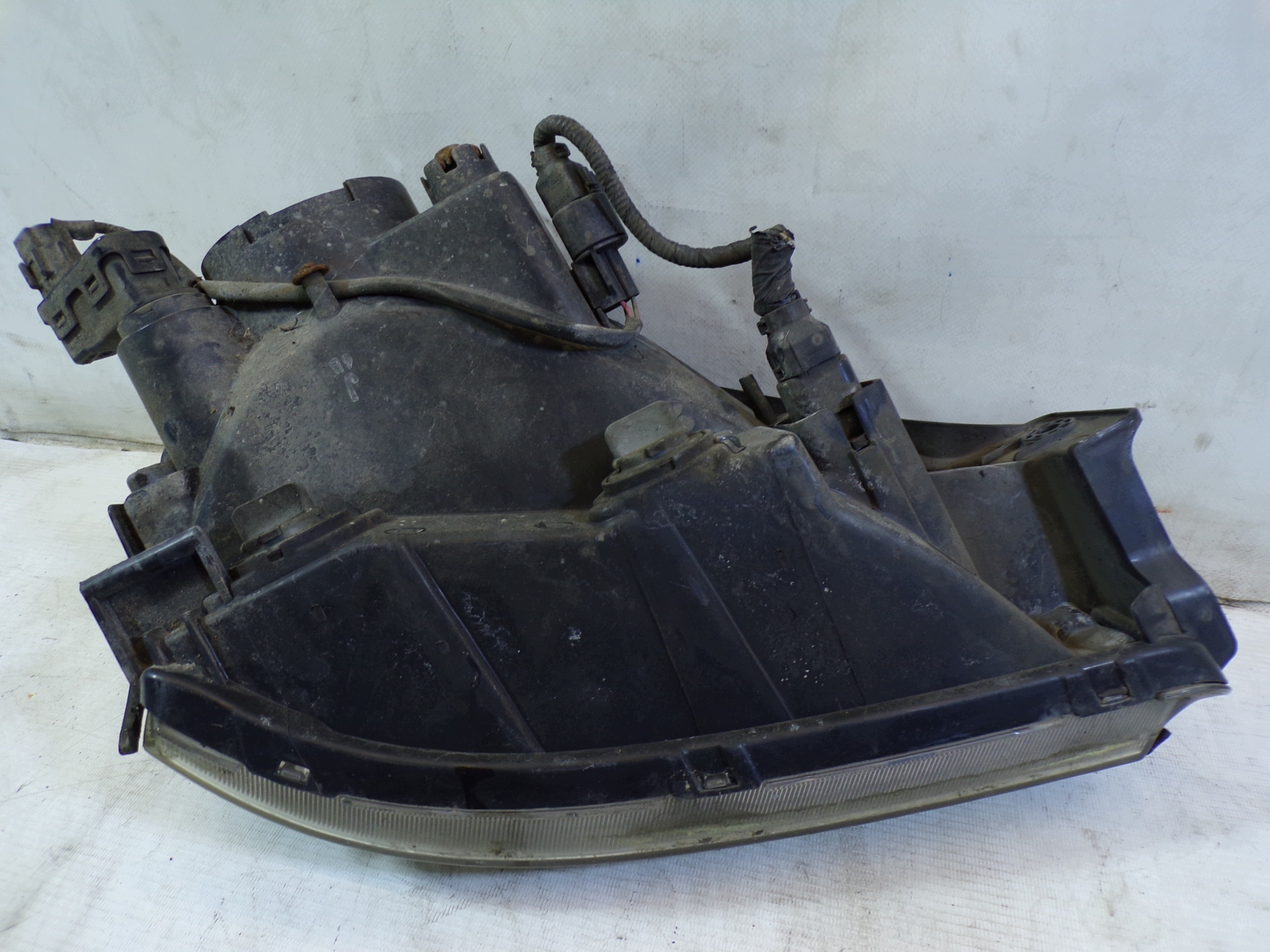 light front front left HYUNDAI TUCSON 1 and