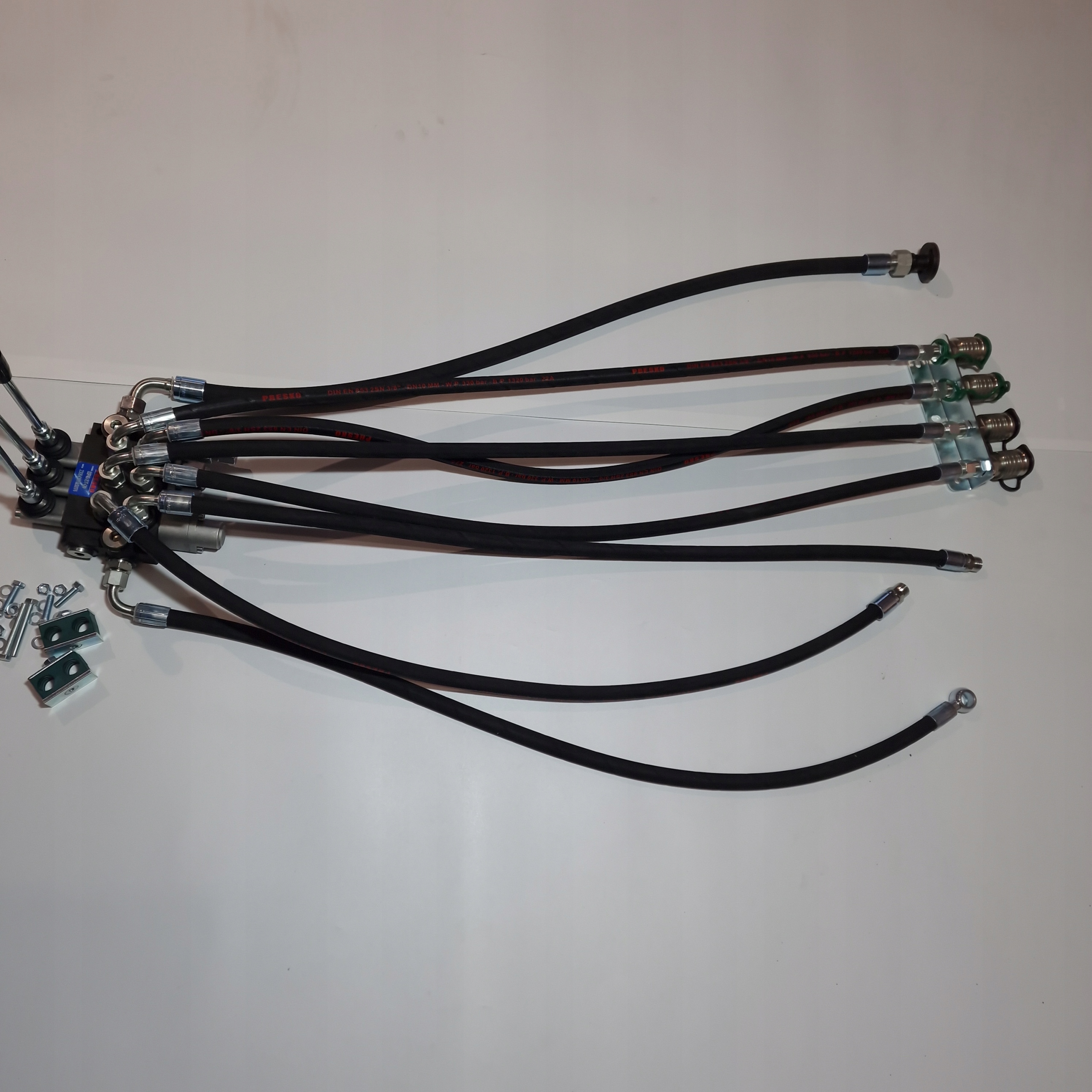 Rozdělovač 3 Plovoucí Sekce Venkovní Hydraulika Hever 6X Euro T-25