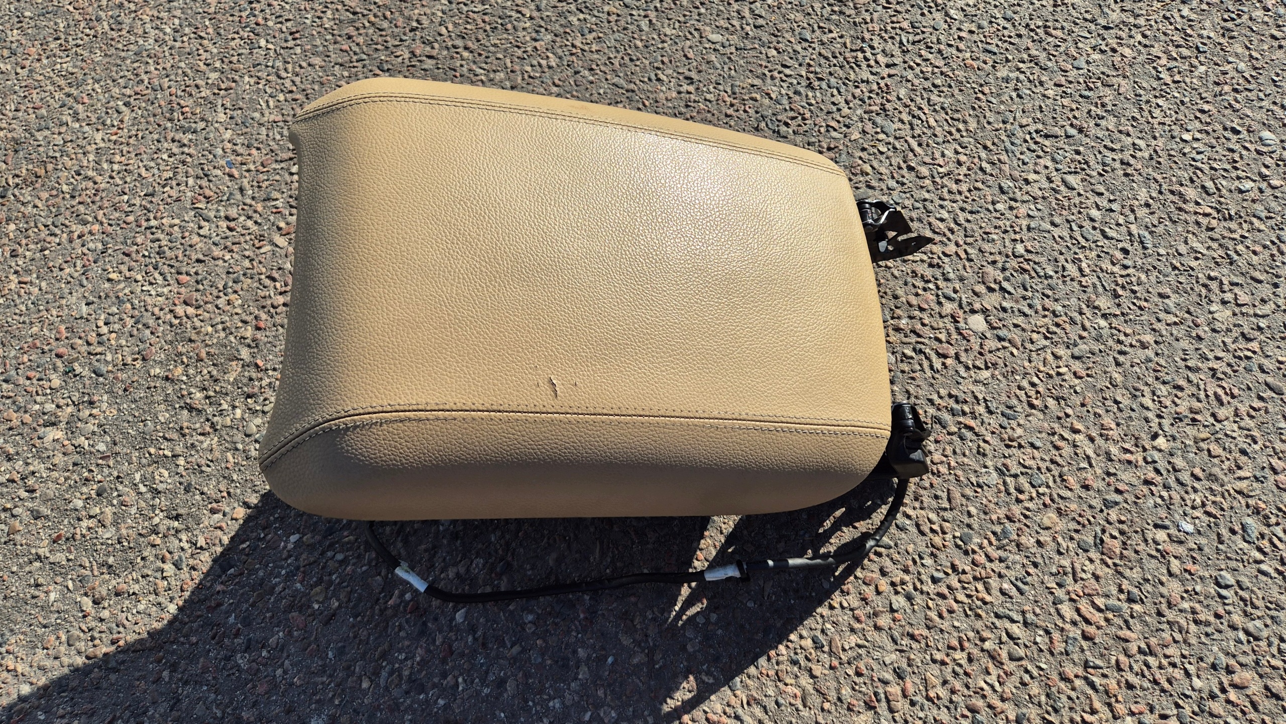 armrest passenger compartment front front MERCEDES R W251