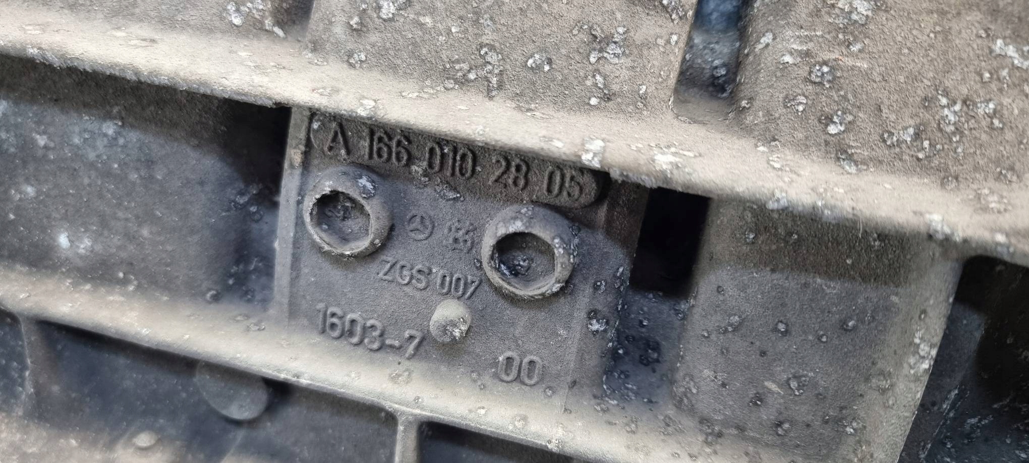 engine pillar M166960 MERCEDES - BENZ A 140