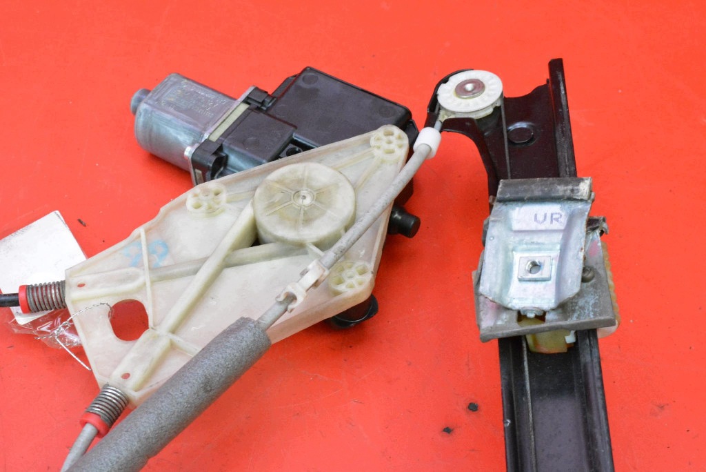 window regulator right front EU 6R0959802AD VW POLO 5 V 6R 5D HB 09-15
