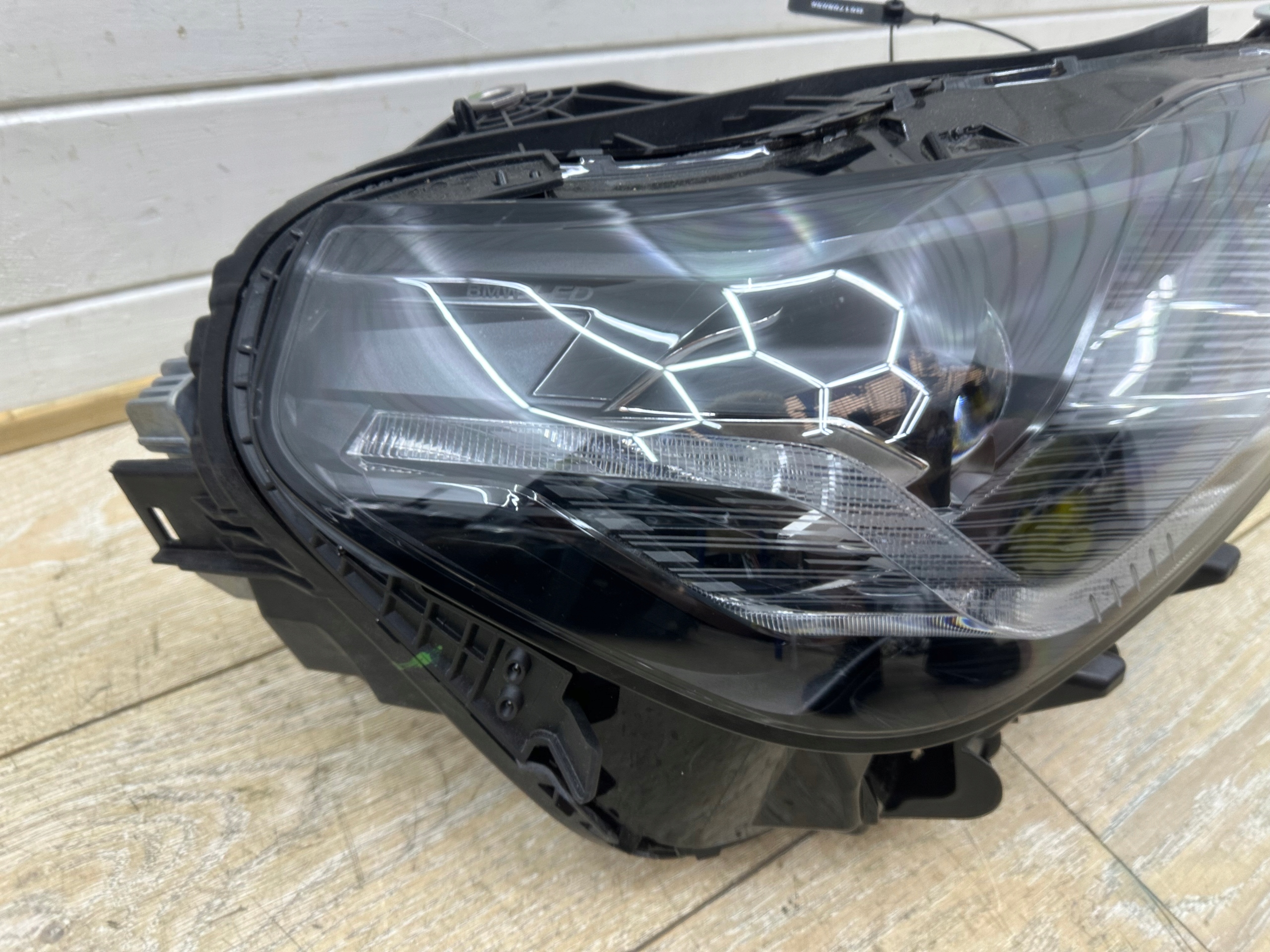 light right BMW 2 G42 M2 G87 LED ADAPTIVE BLACK SHADOWLINE black