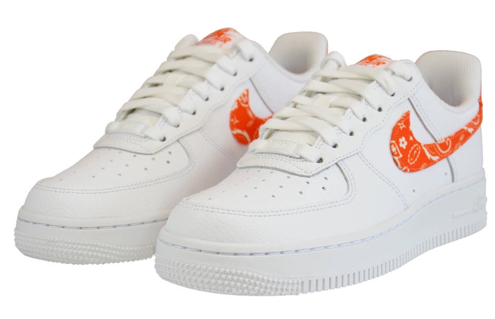 Boty Nike Air Force 1 `07 Ess Low Orange Paisley DJ9942-102 velikost 42