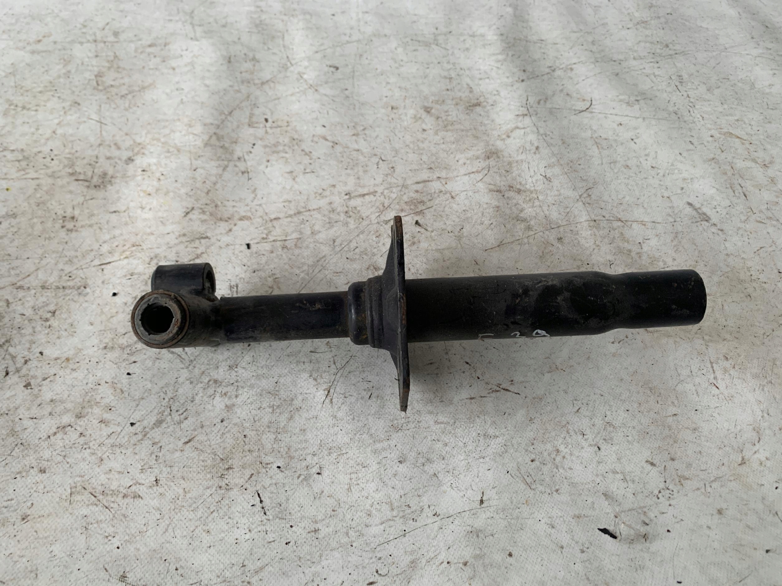 # beam tip right front BMW E39 8159360