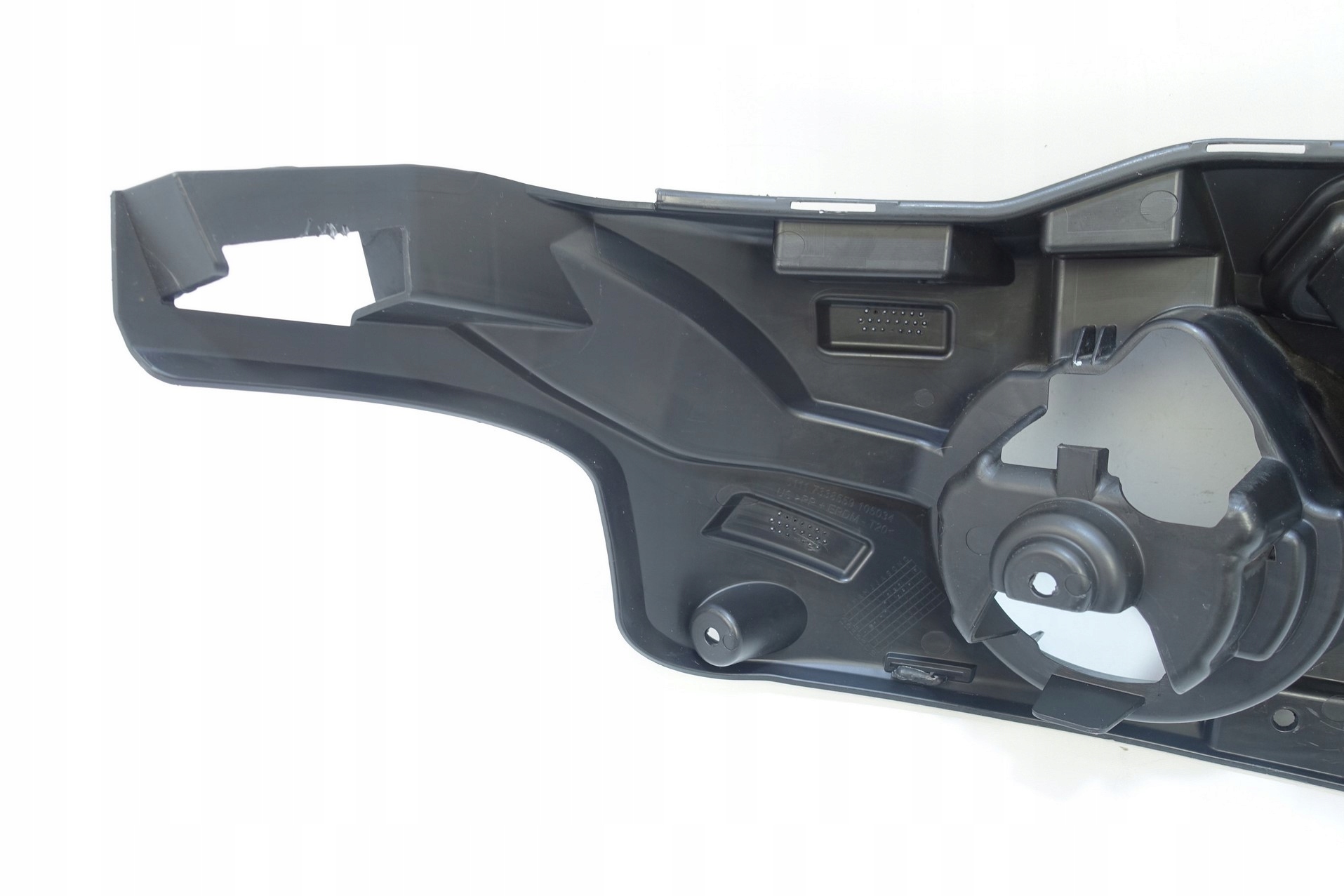 SLIZG ZDERZAKA LEWY PRZOD BMW X4 F26 7338559 Installation side Front