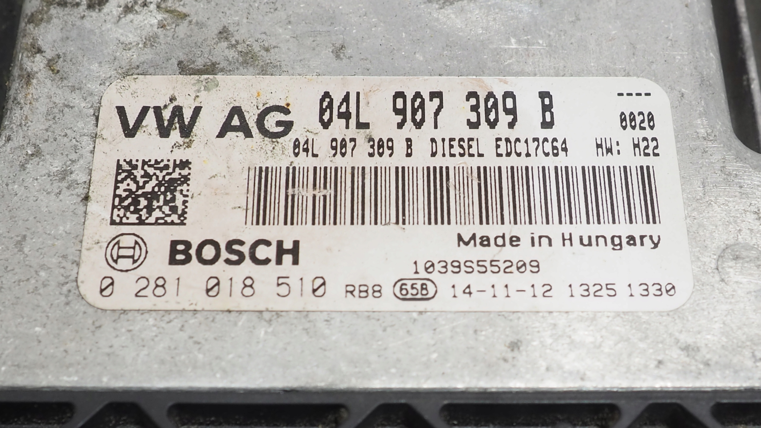 VW Audi Seat Skoda control unit computer of the engine 04L907309B