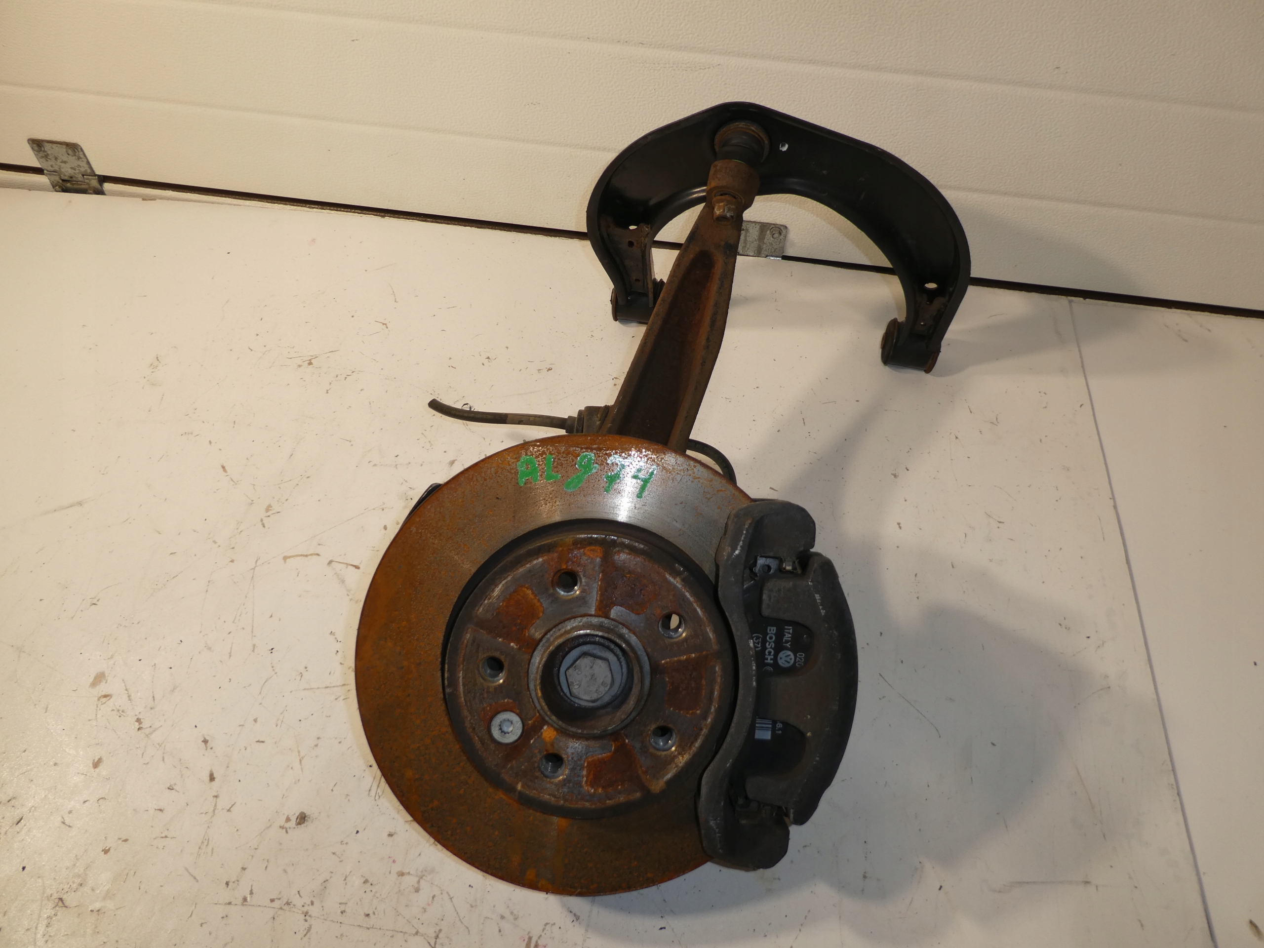 VW AMAROK 2H swing right front 2H0258