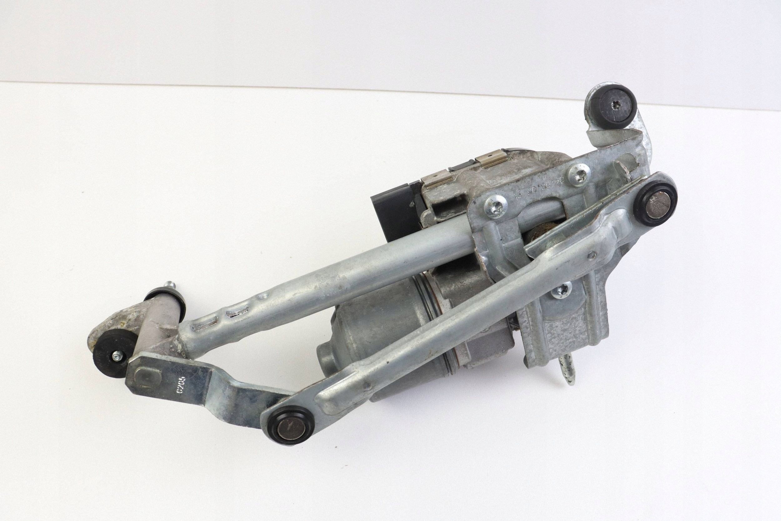 VW GOLF V plus wiper mechanism right front 5M0955120 0390241780 EU