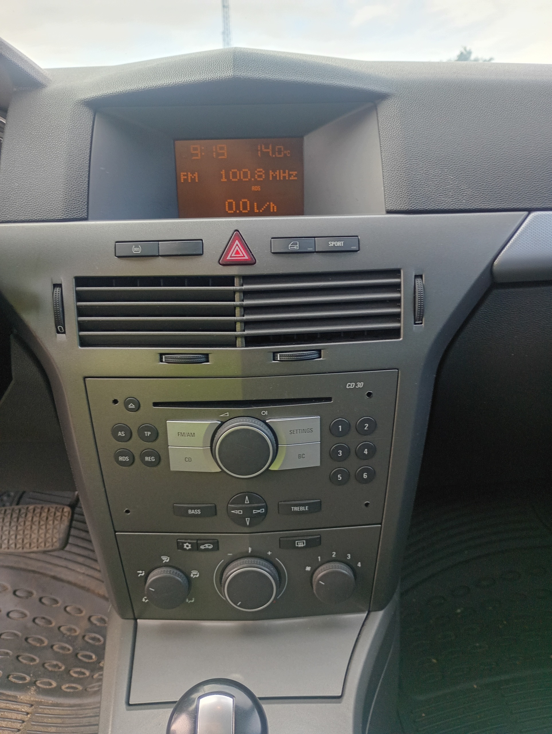 grid air conditioning devices air central z frame Opel Astra H 04-10