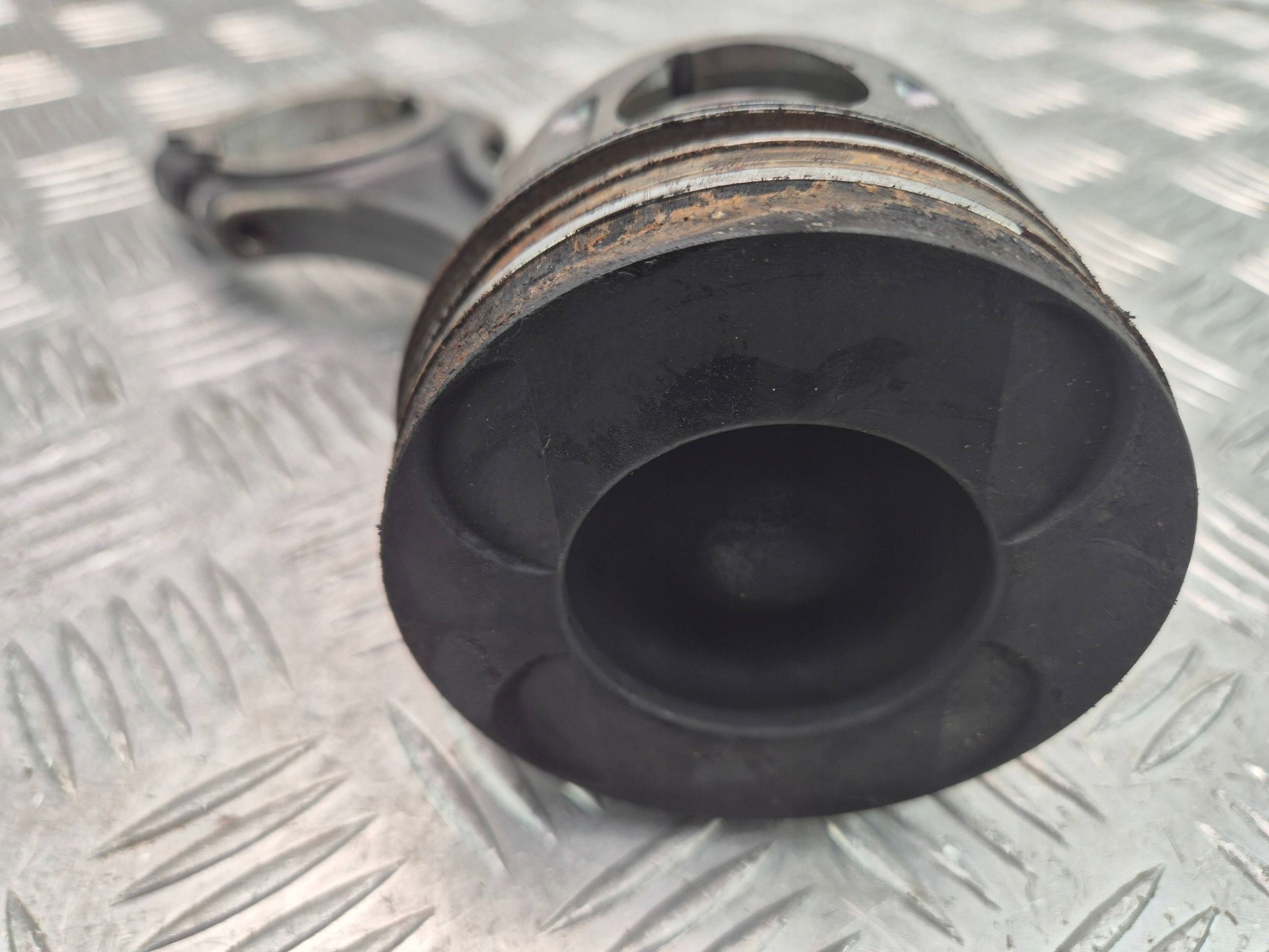 Mercedes C220 CDI W204 Piston avec bielle 646.811